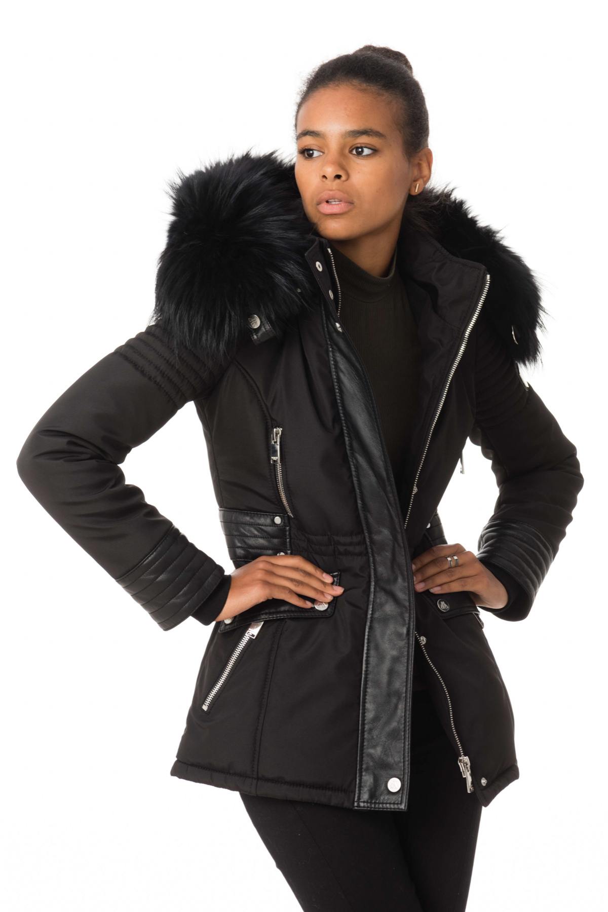 Black down jacket with black collar - Image n°3