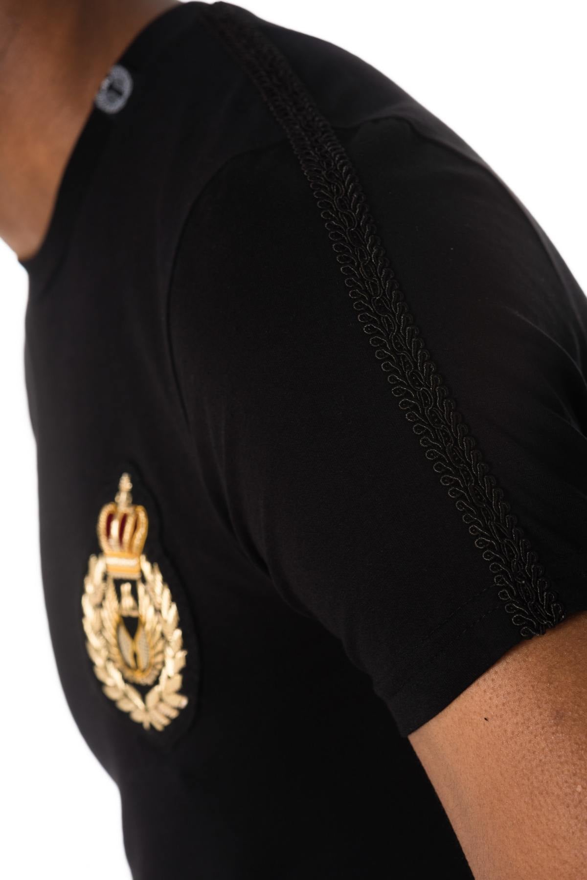 Plain black t-shirt with embroidery - Image n°4