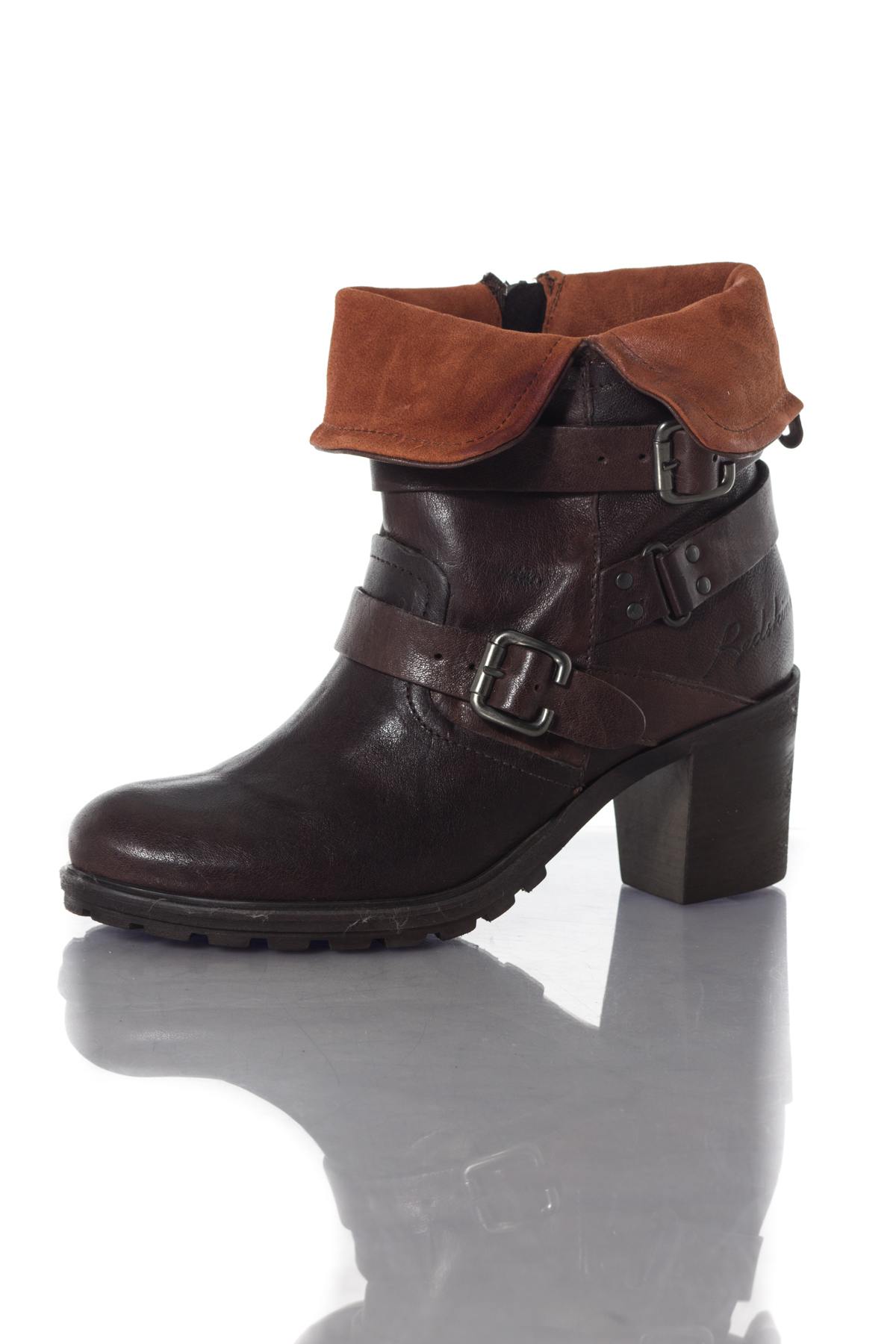 Chestnut-colored boots with cognac cuffs - Image n°7