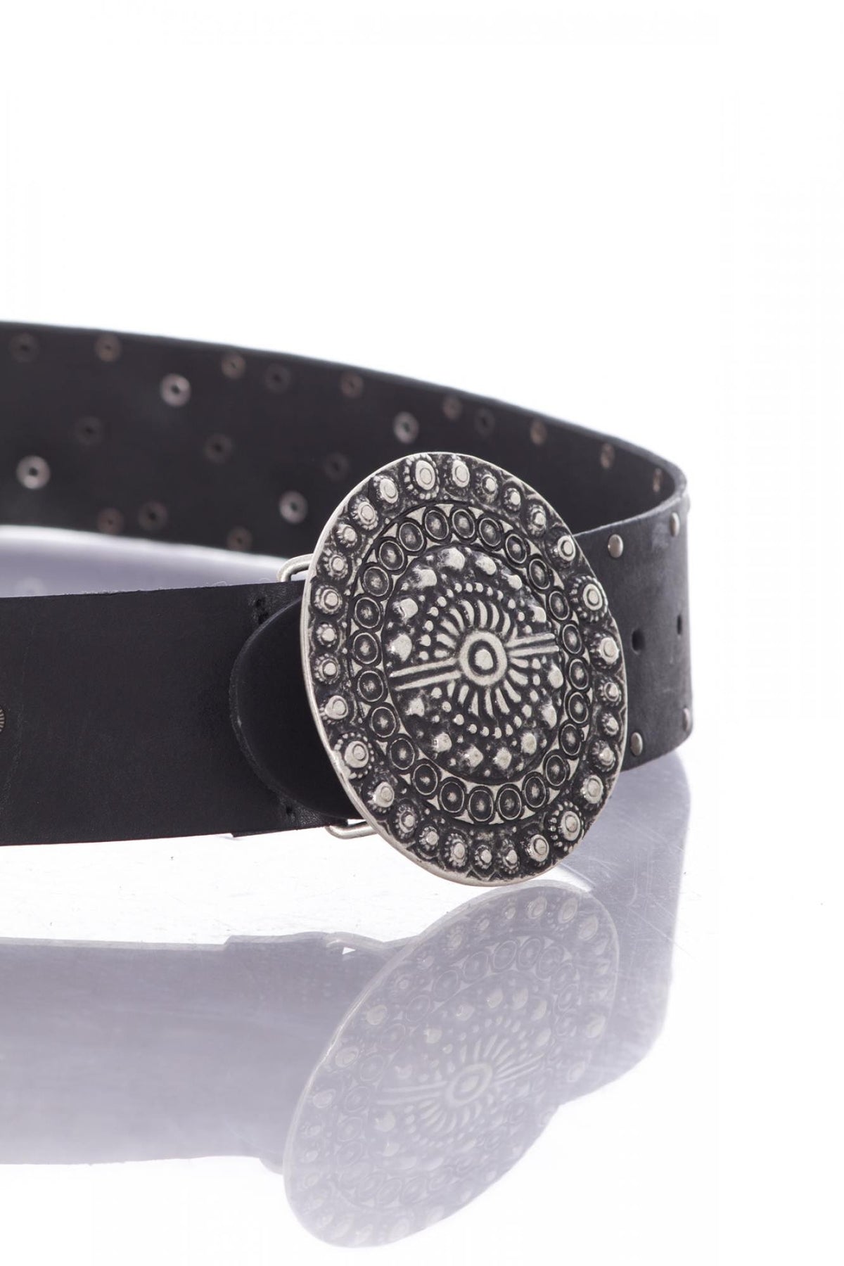 Wide black women's belt with pattern - Image n°2