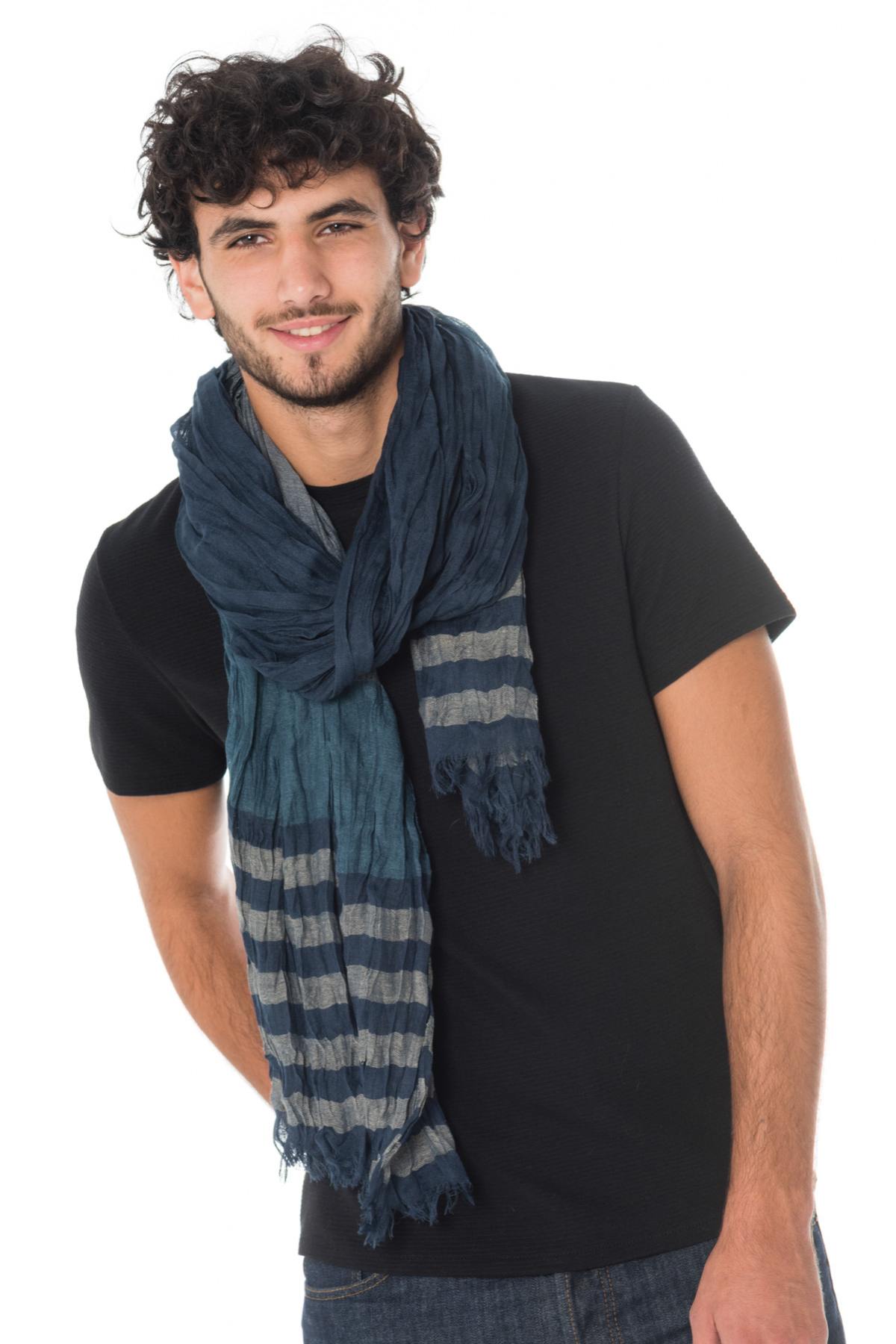 Kaporal men's blue crinkle effect scarf - Image n°1