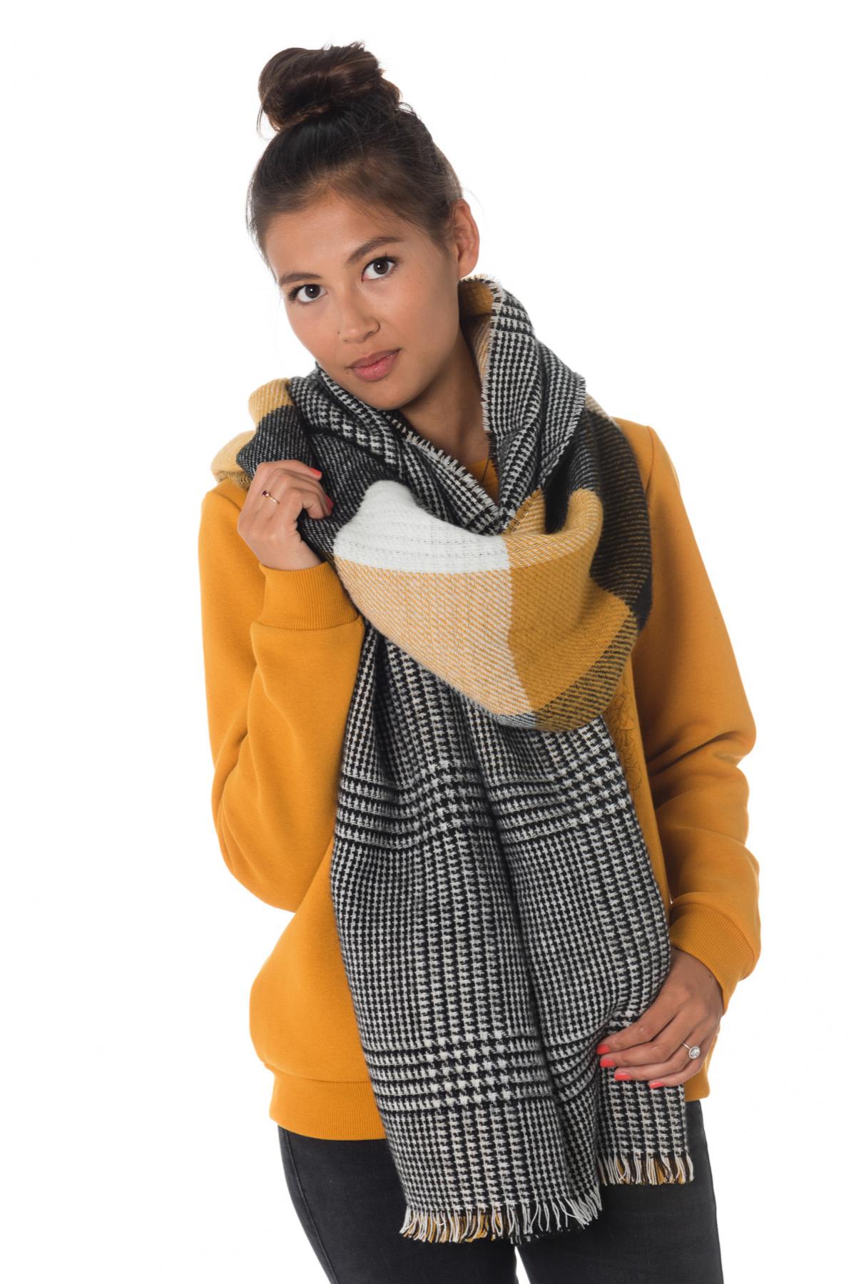 Large checked scarf - Image n°4