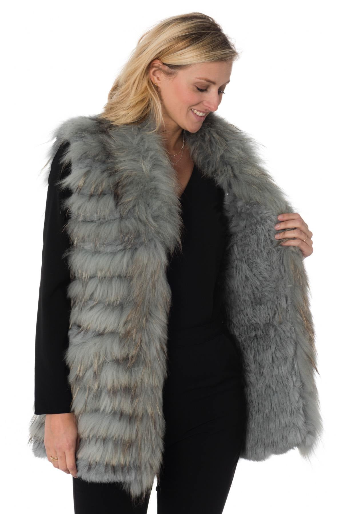 Oakwood Light Blue Sleeveless Fur Vest - Image n°6