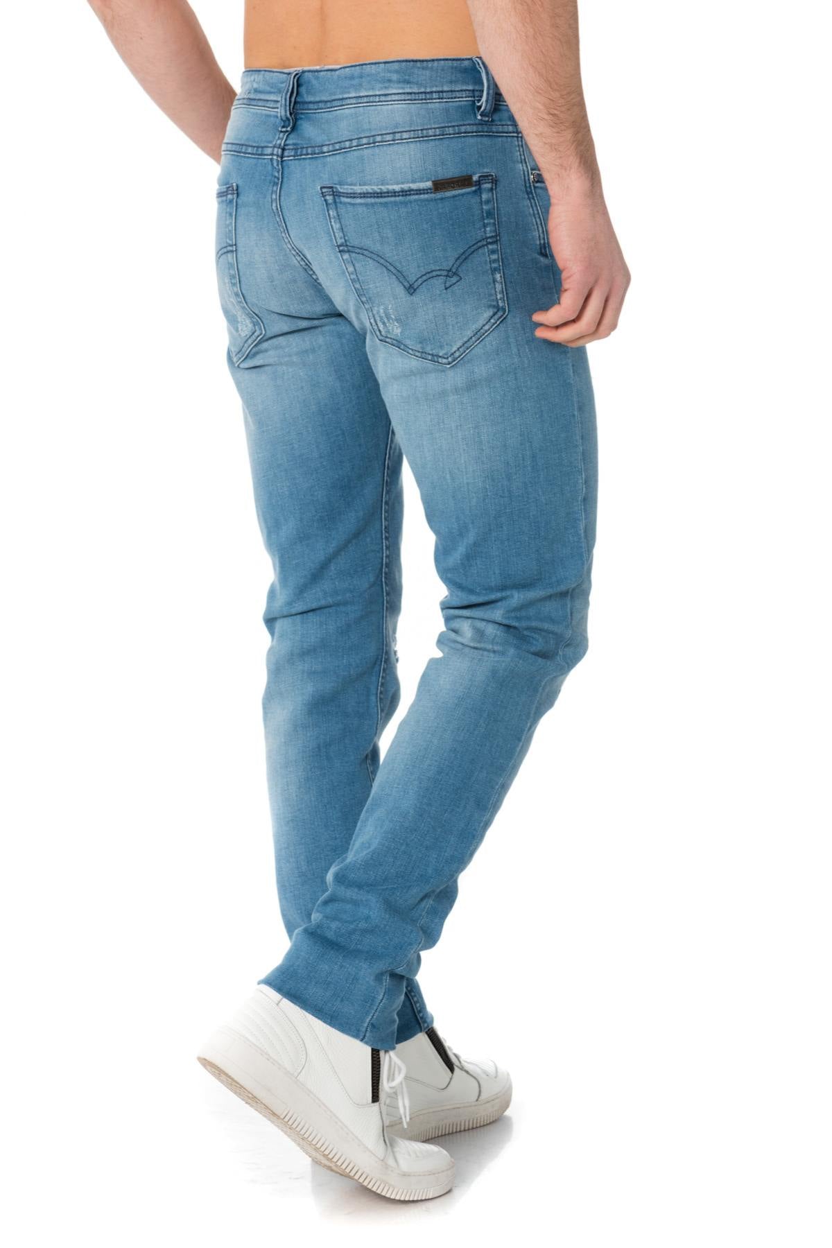 Men's light blue jeans with worn and torn effect - Image n°2