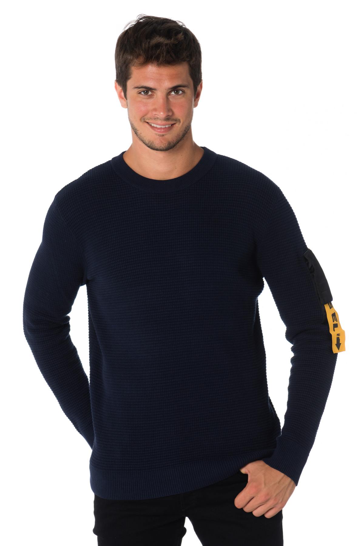 Diesel men's navy blue textured sweater - Image n°1