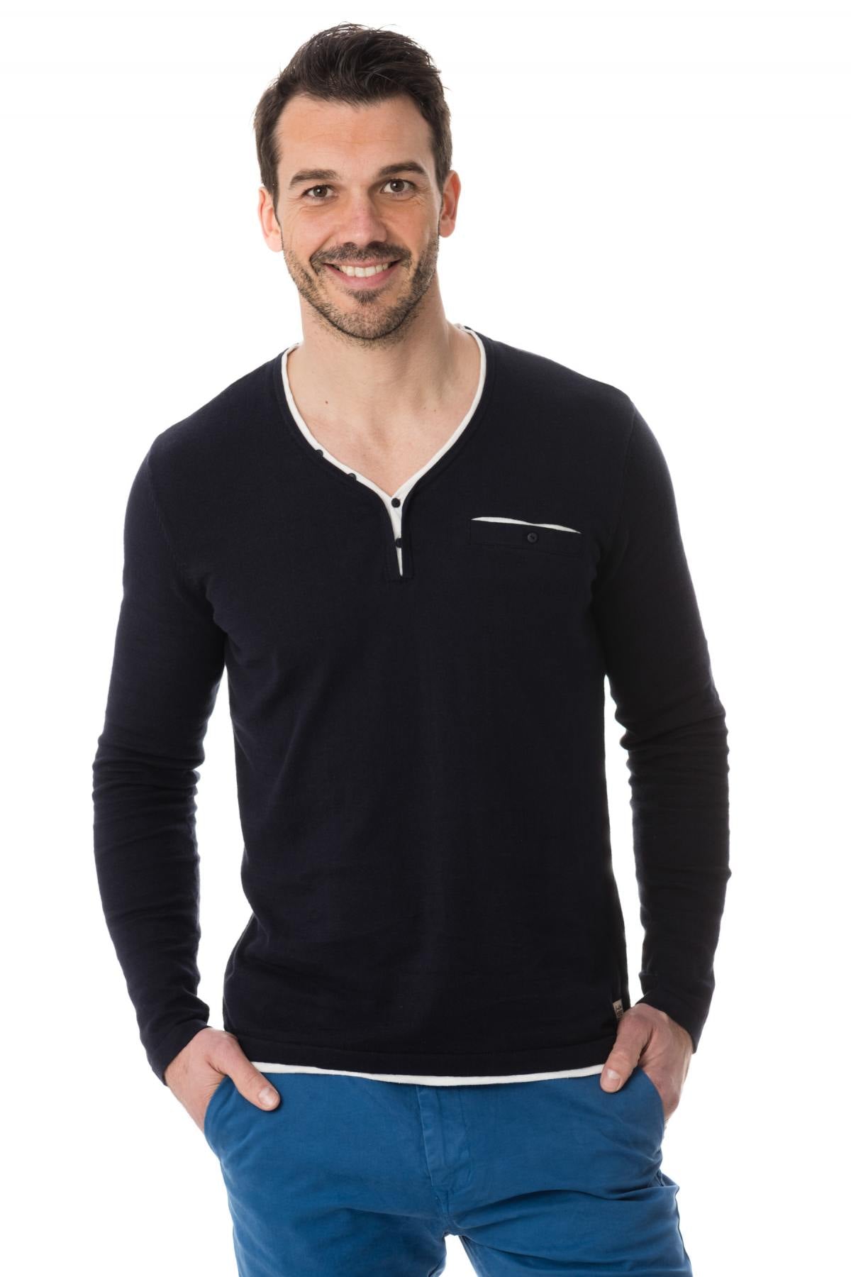 Men's V-neck sweater DENIZ CARBONE KAPORAL - Image n°1