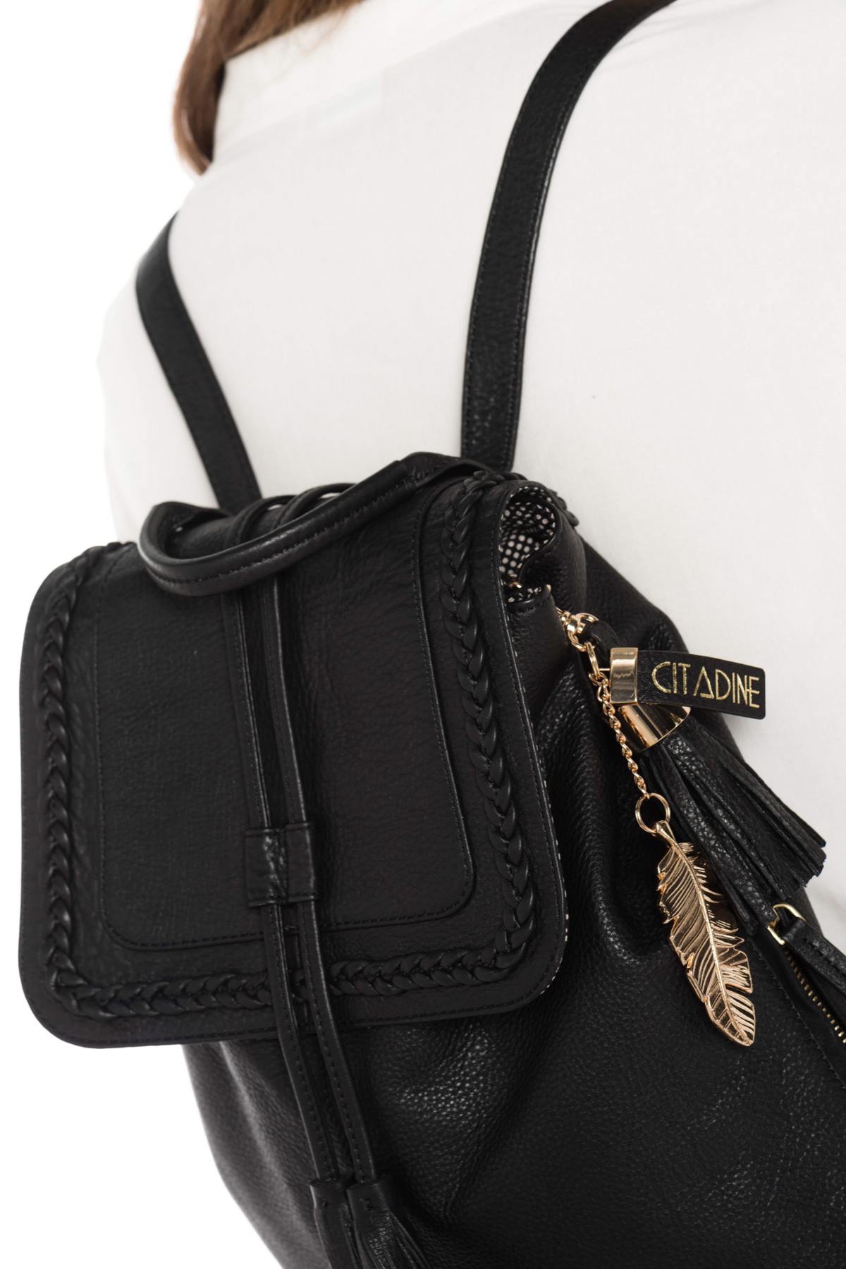 Women's backpack in black cowhide leather - Image n°3