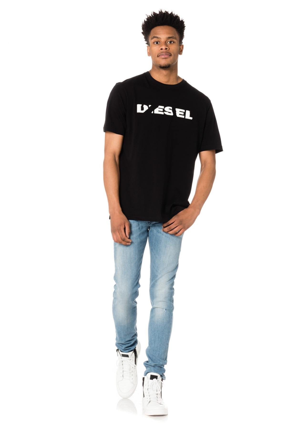 Black T-shirt with white Diesel logo - Image n°3