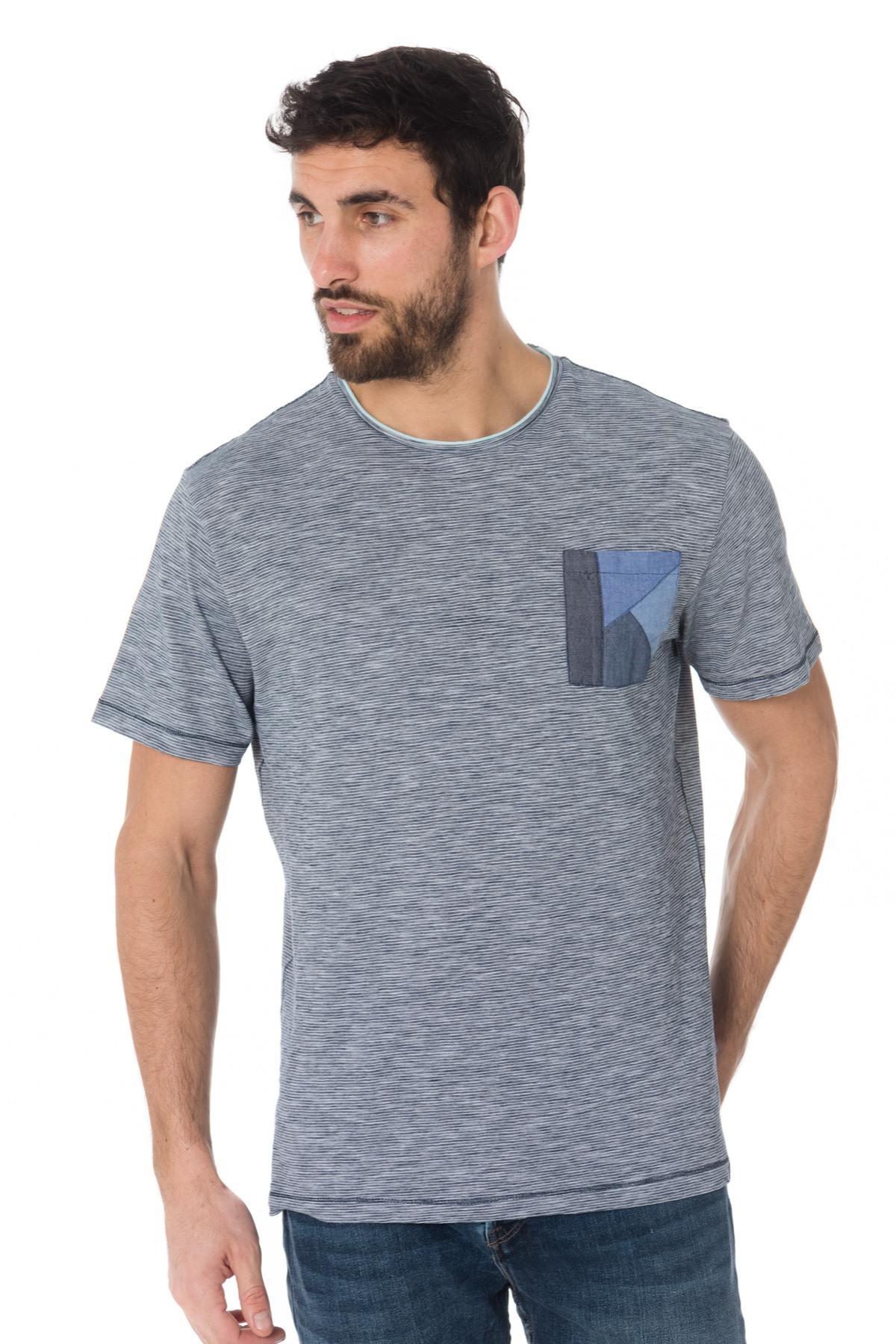 Heather blue t-shirt with chest pocket - Image n°1