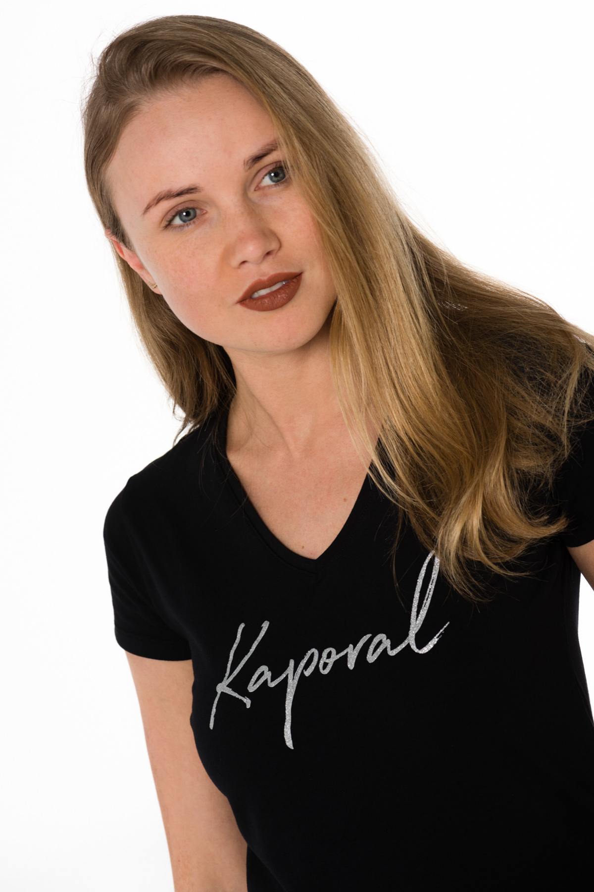 Women's black V-neck t-shirt - Image n°4