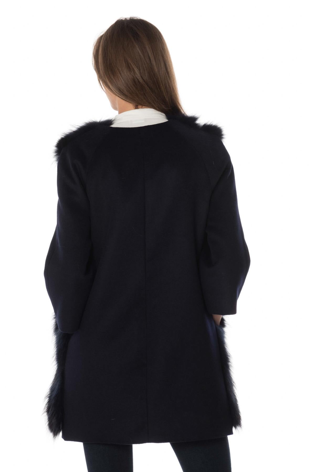 3/4 sleeve coat with fur on the front - Image n°5