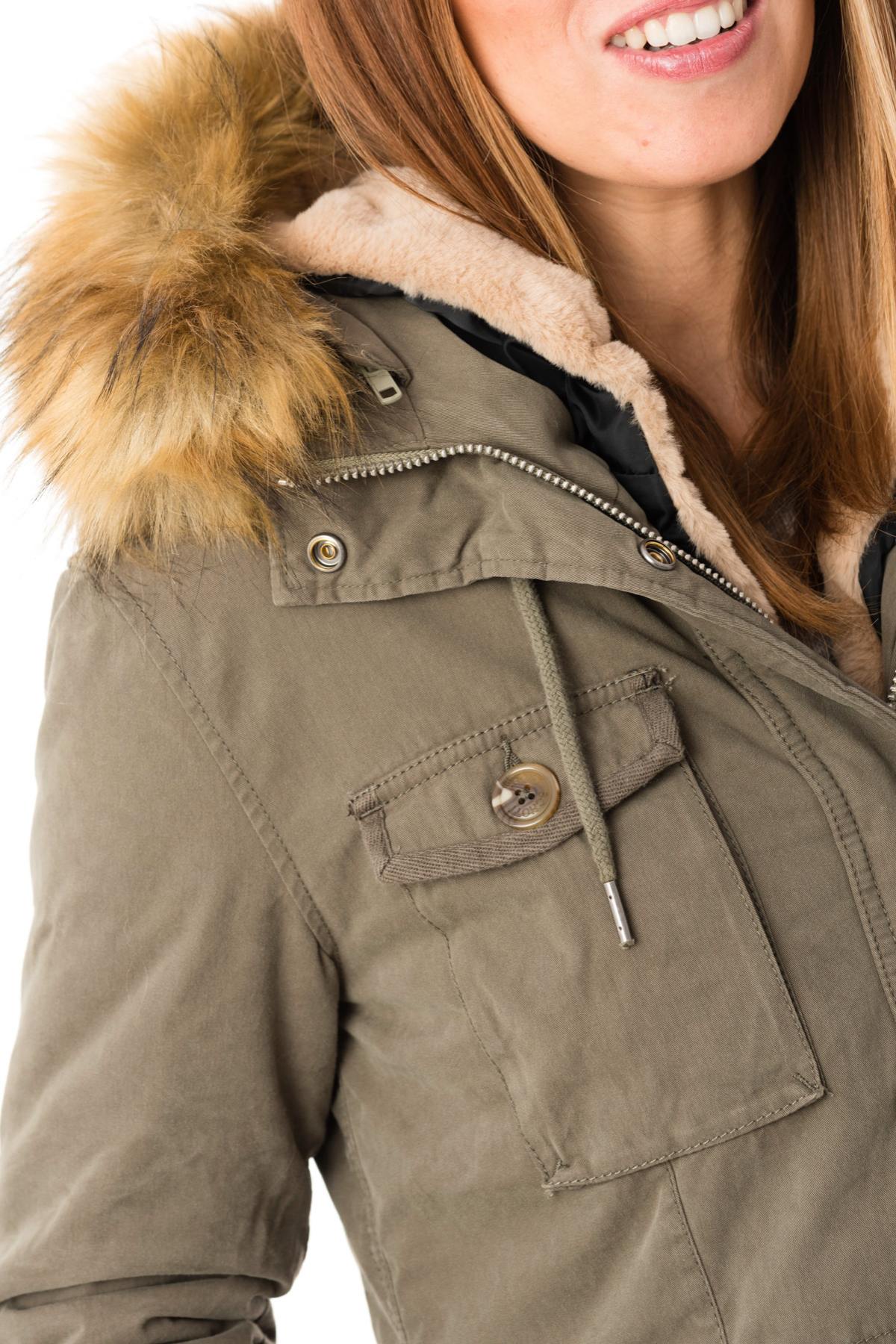 Women's khaki parka with acrylic fur - Image n°8