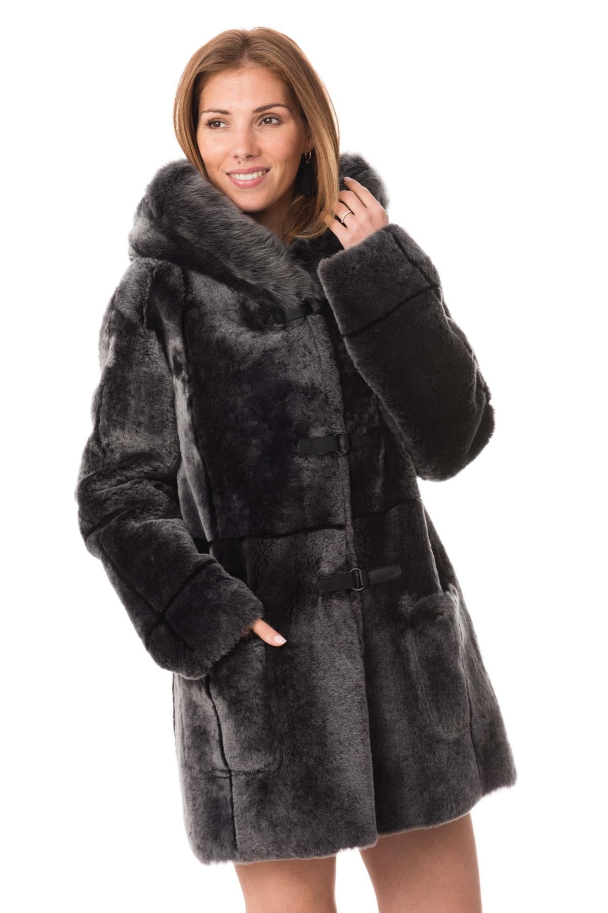 Reversible shearling lamb coat - Image n°6