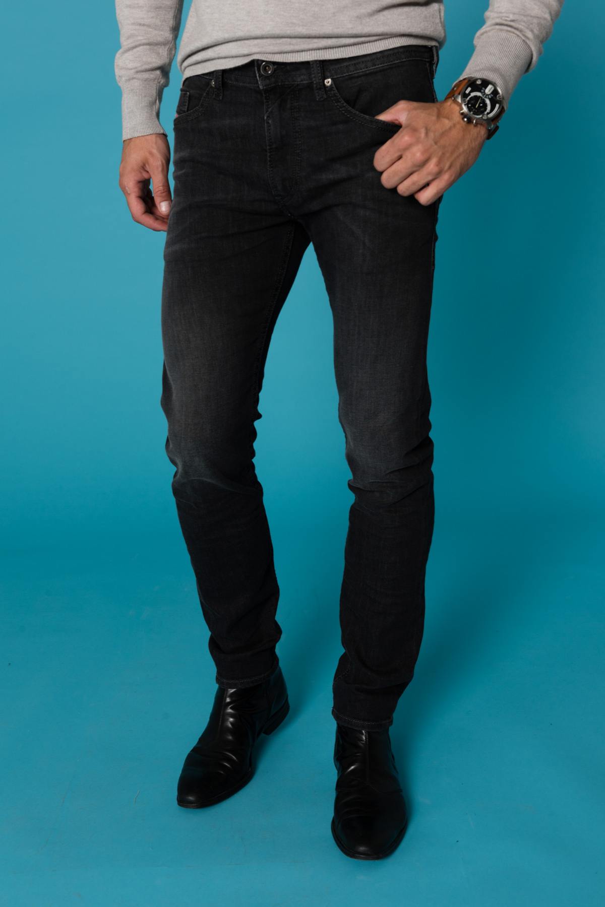 Diesel men's faded black jeans - Image n°1