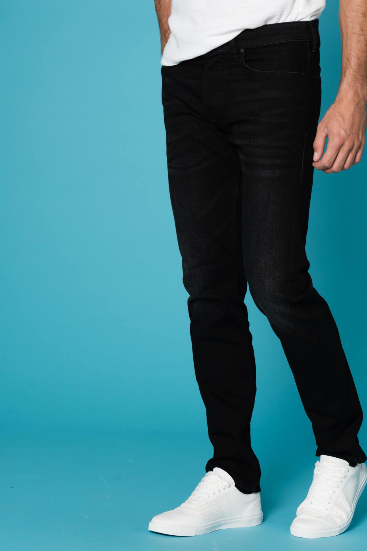 Diesel men's washed black jeans - Image n°5