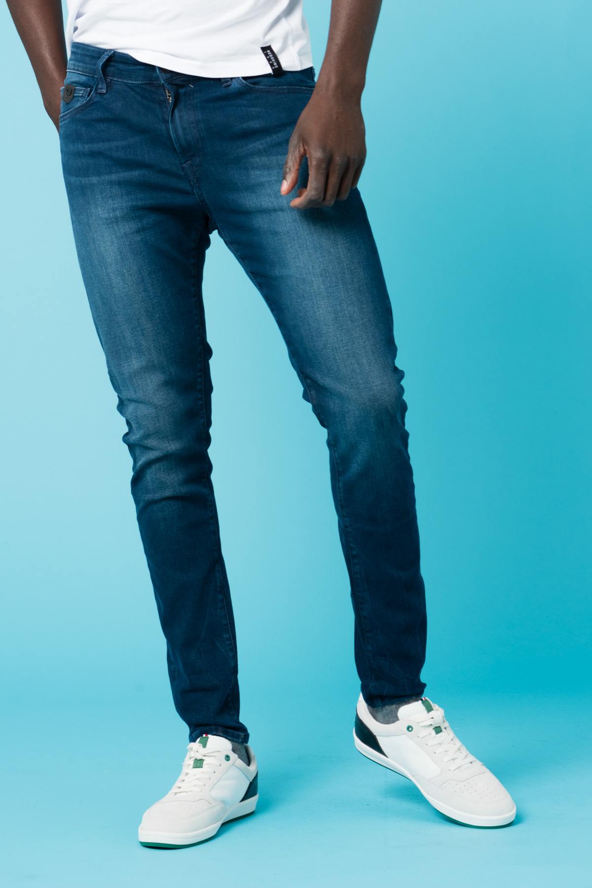 Men's slim used blue jeans - Image n°1