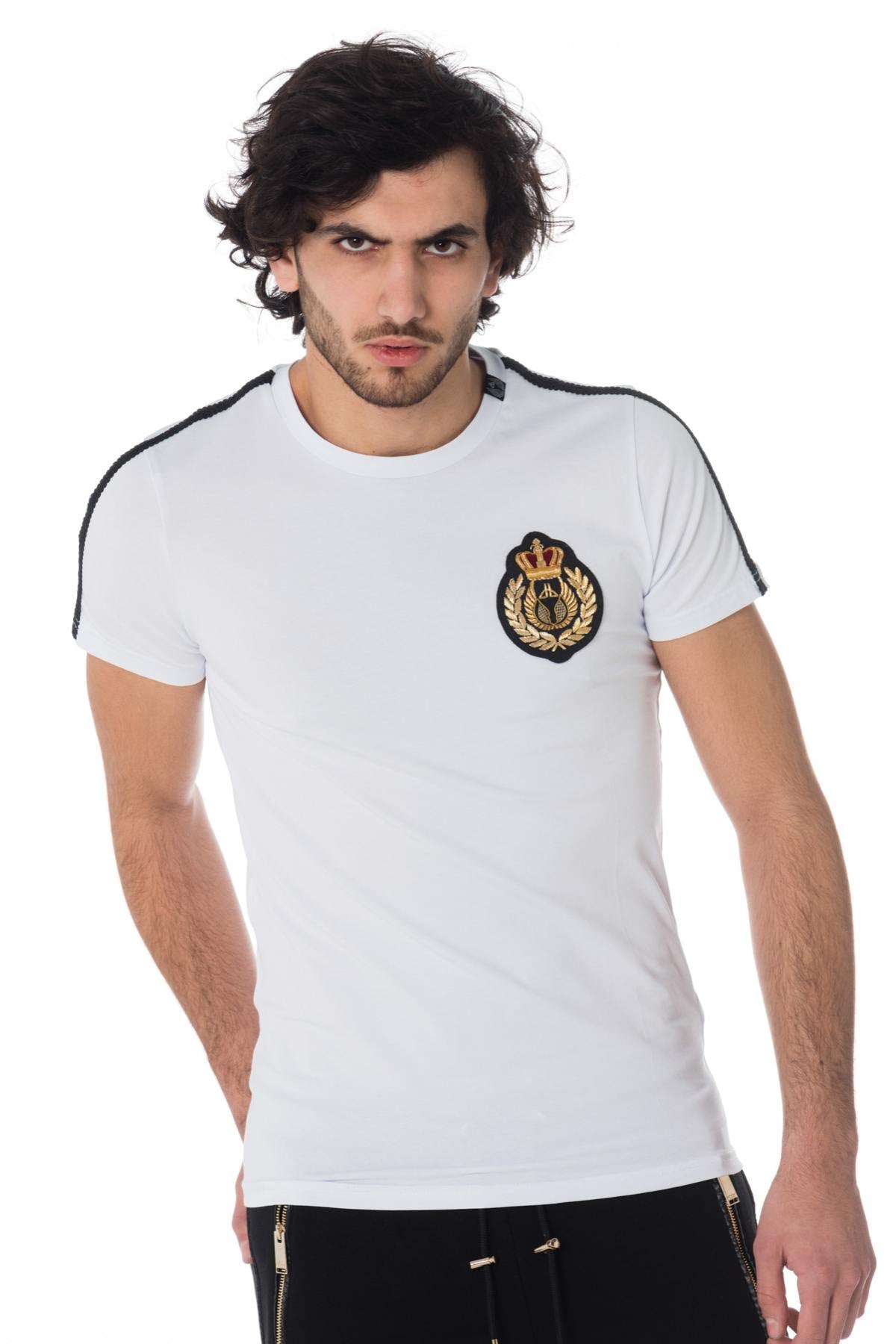 White t-shirt with gold chest embroidery - Image n°1