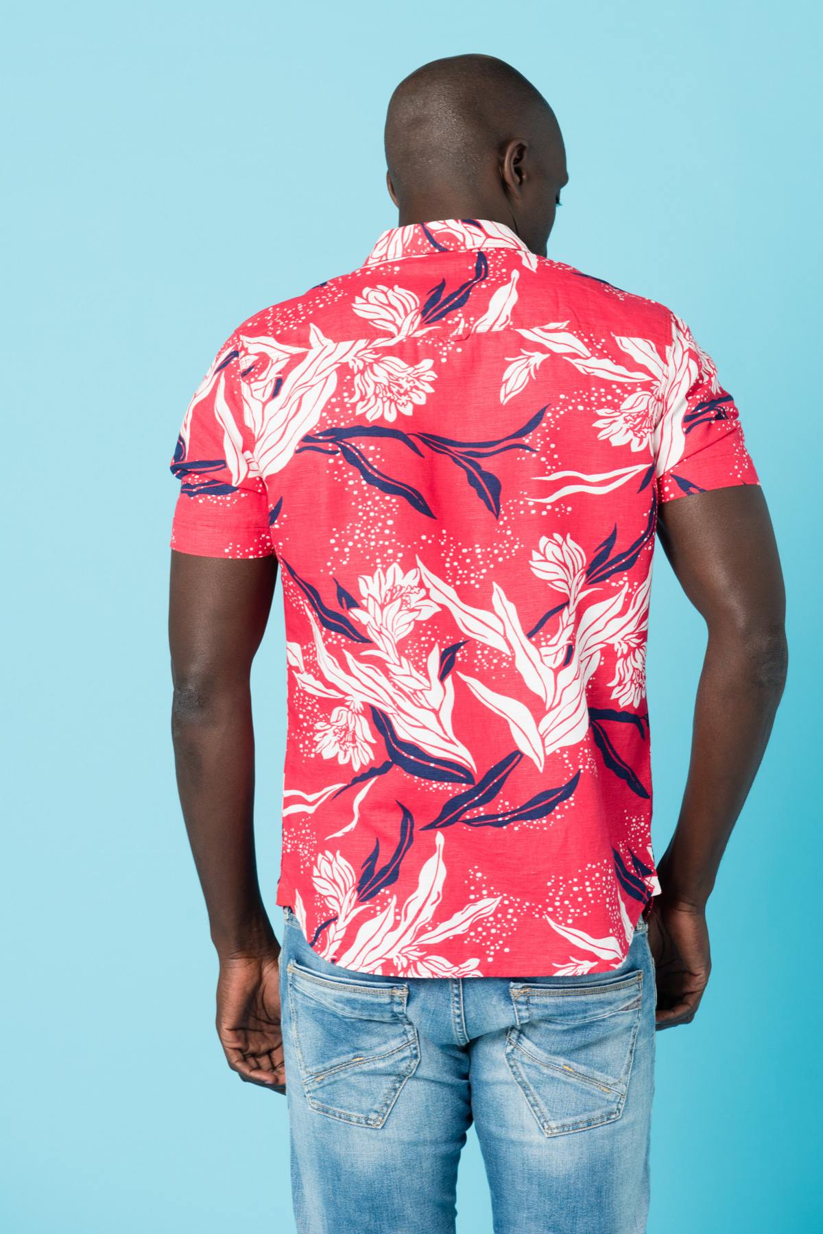 Red Hawaiian shirt for men - Image n°3