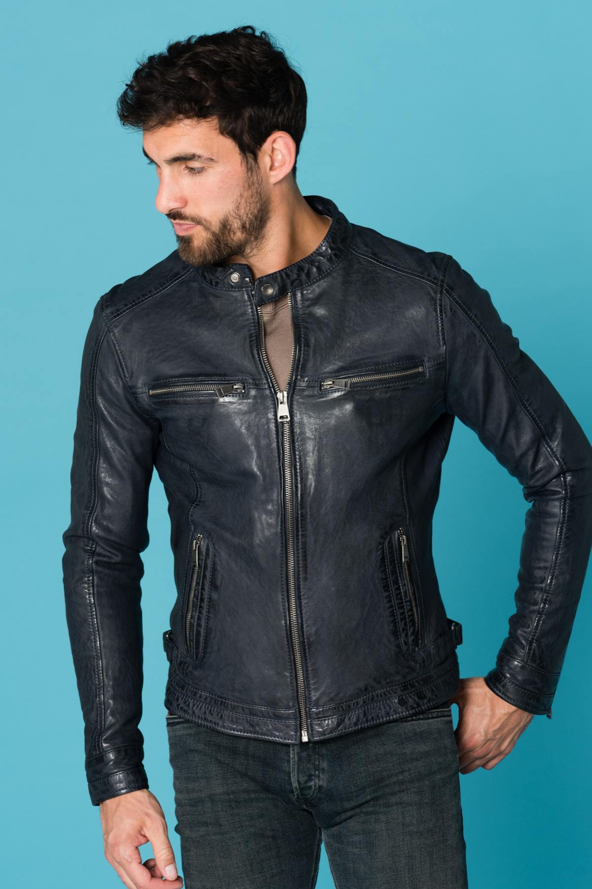 Blue vegetable leather jacket - Image n°7