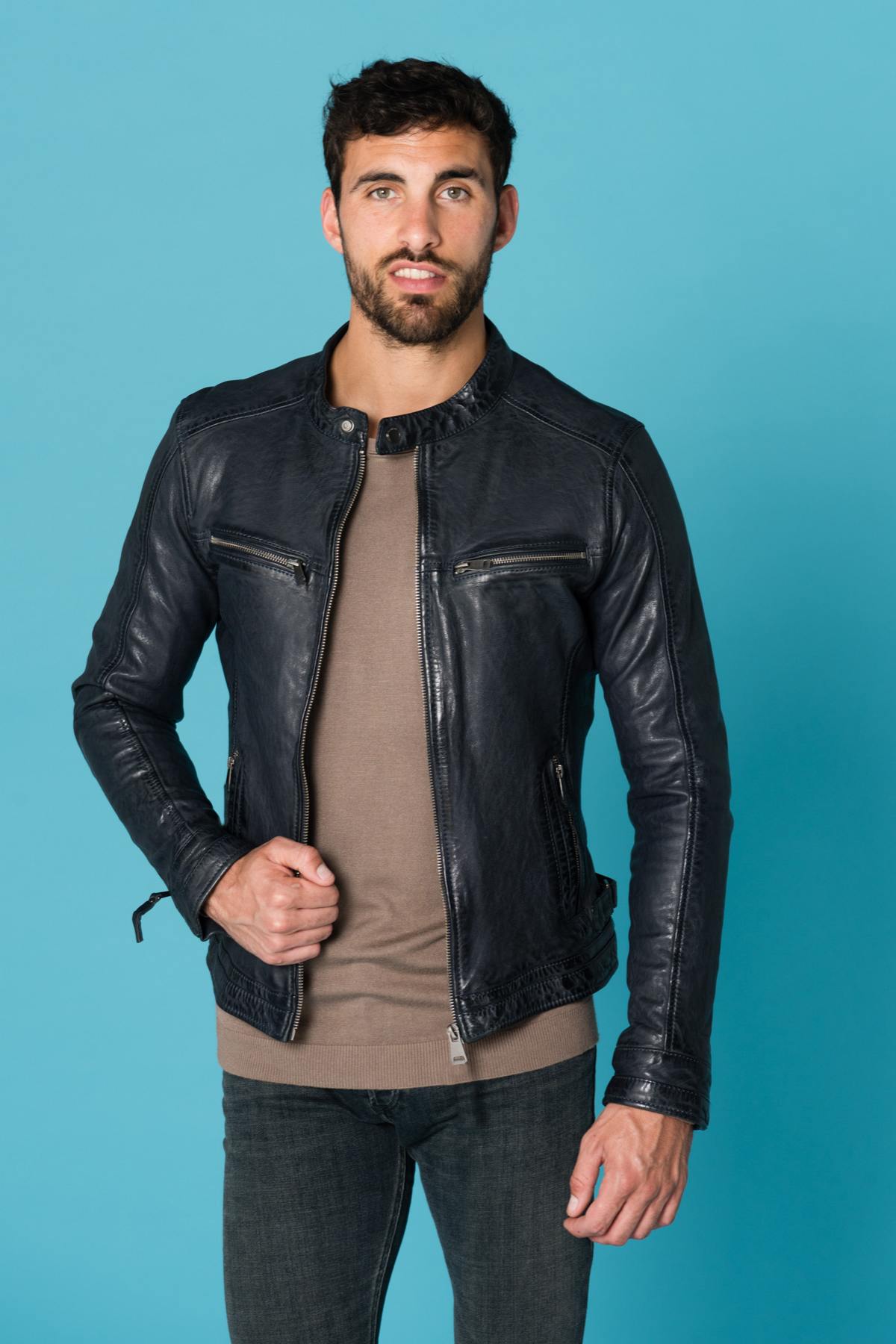 Blue vegetable leather jacket - Image n°11