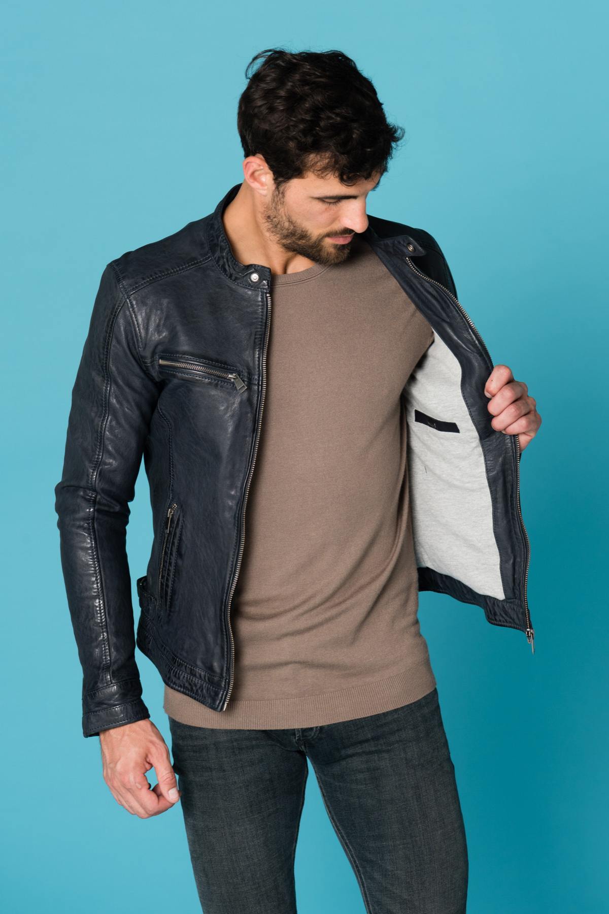 Blue vegetable leather jacket - Image n°12