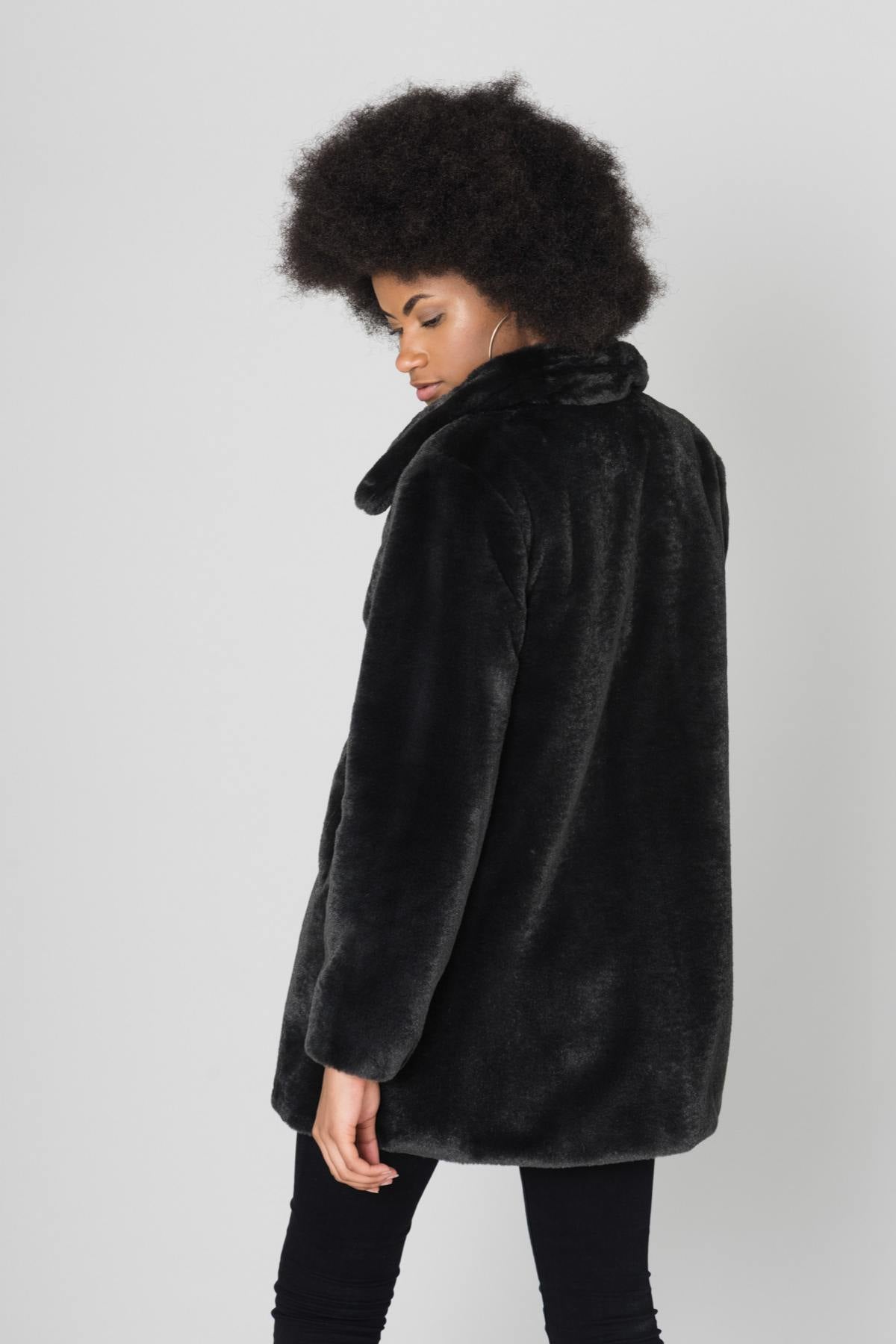 Dark gray faux fur coat - Image n°5