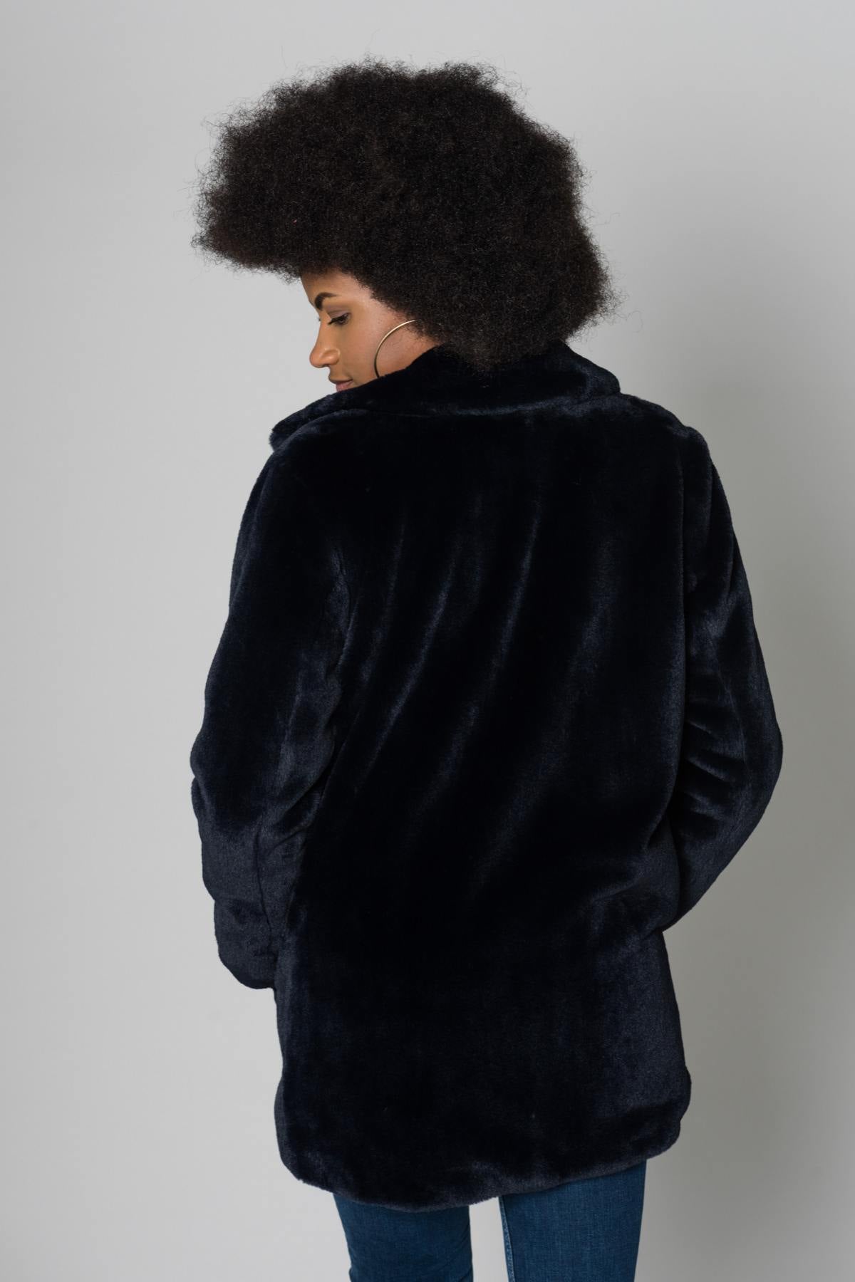 Navy blue faux fur coat - Image n°6