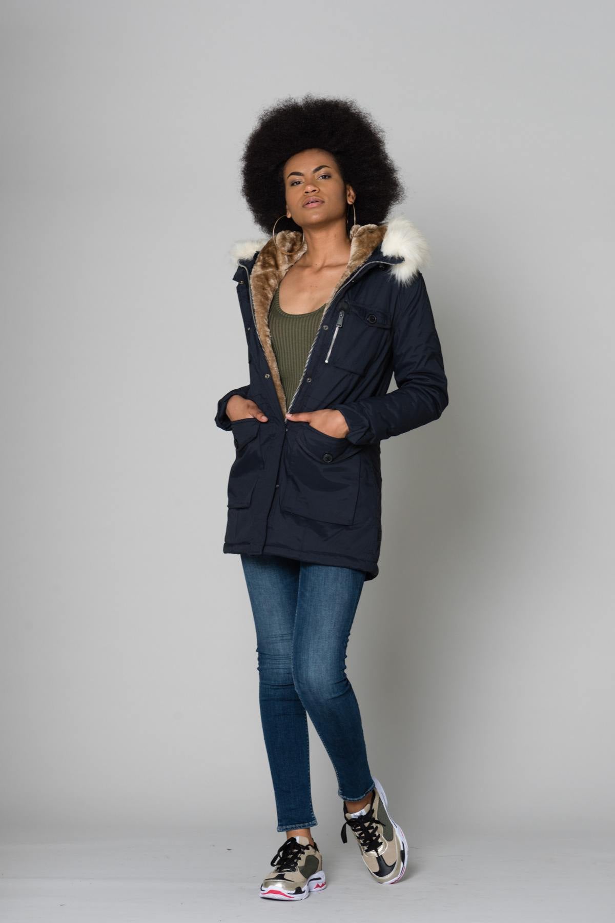 Women's navy blue fur-lined parka - Image n°3