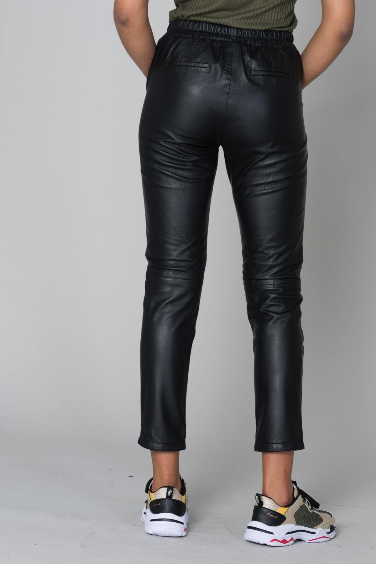 Women's black leather pants - Image n°6