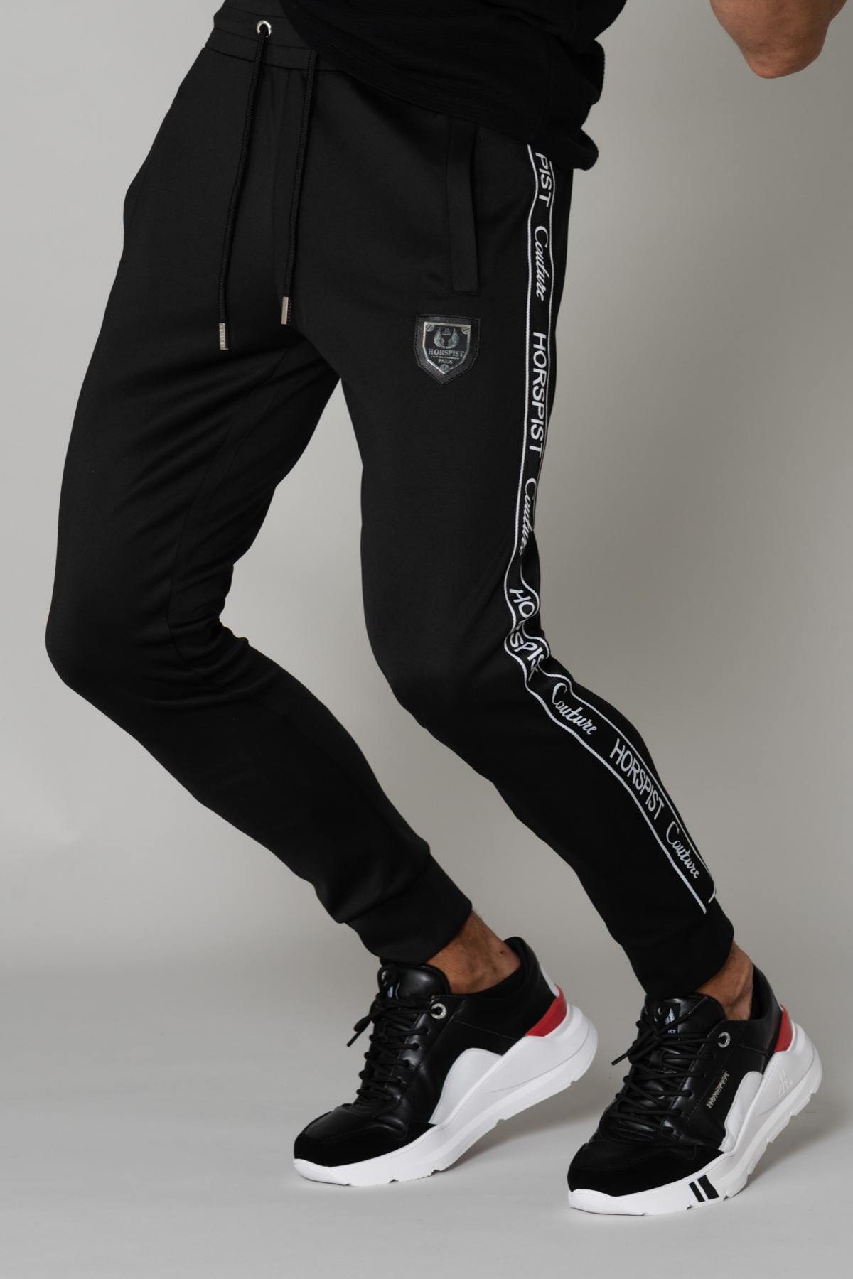 Black slim joggers - Image n°1