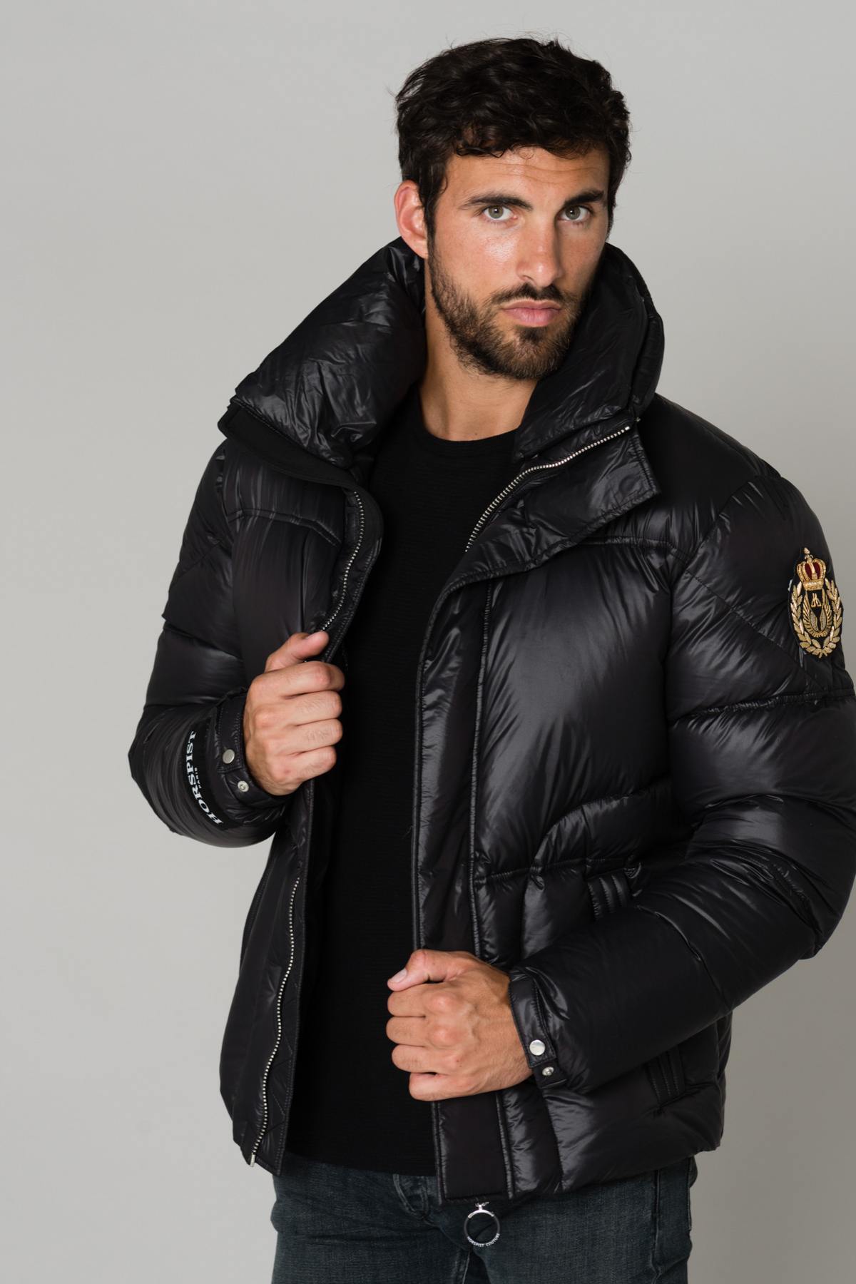  Black down jacket - Image n°1