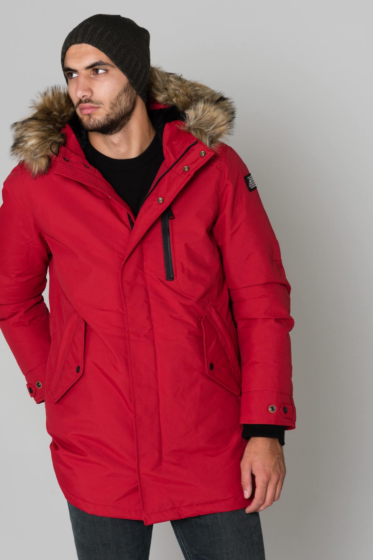 Mid-length red parka - Image n°5