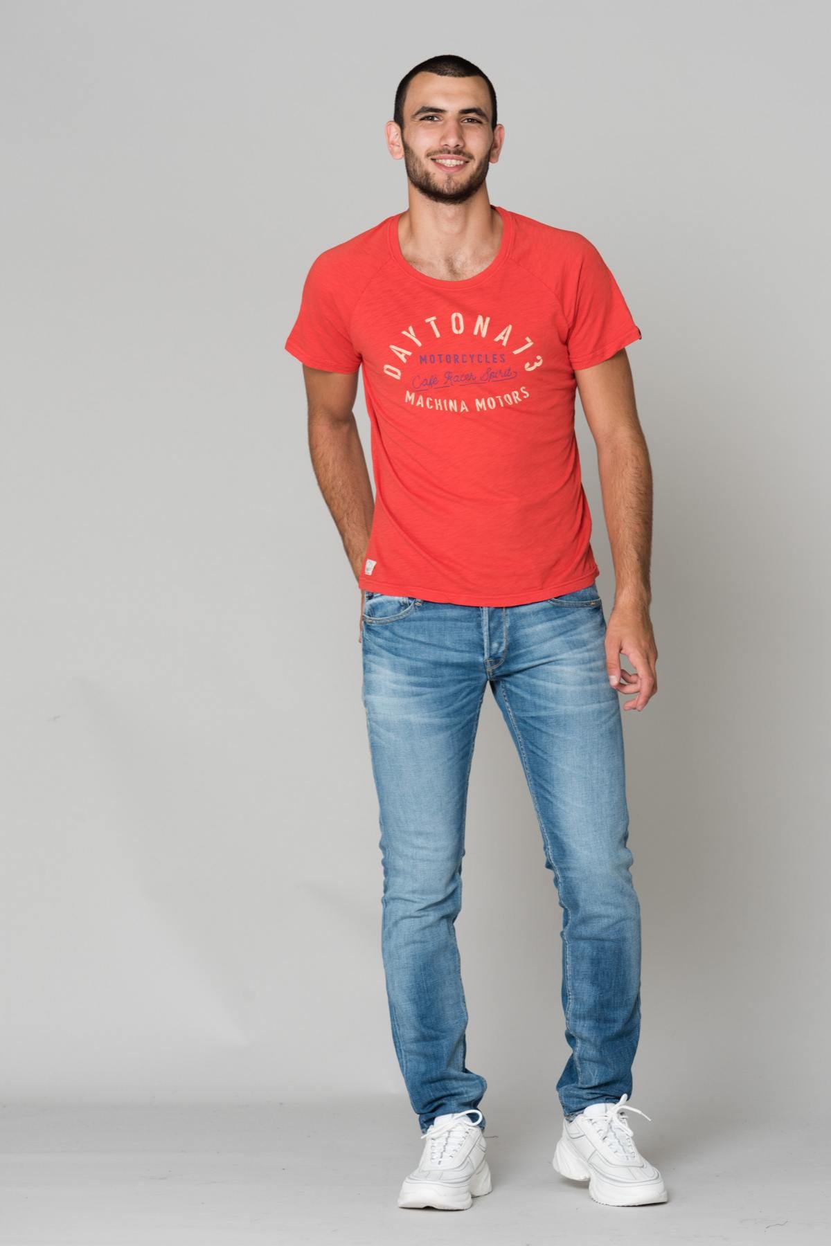 Red short-sleeved T-shirt - Image n°2