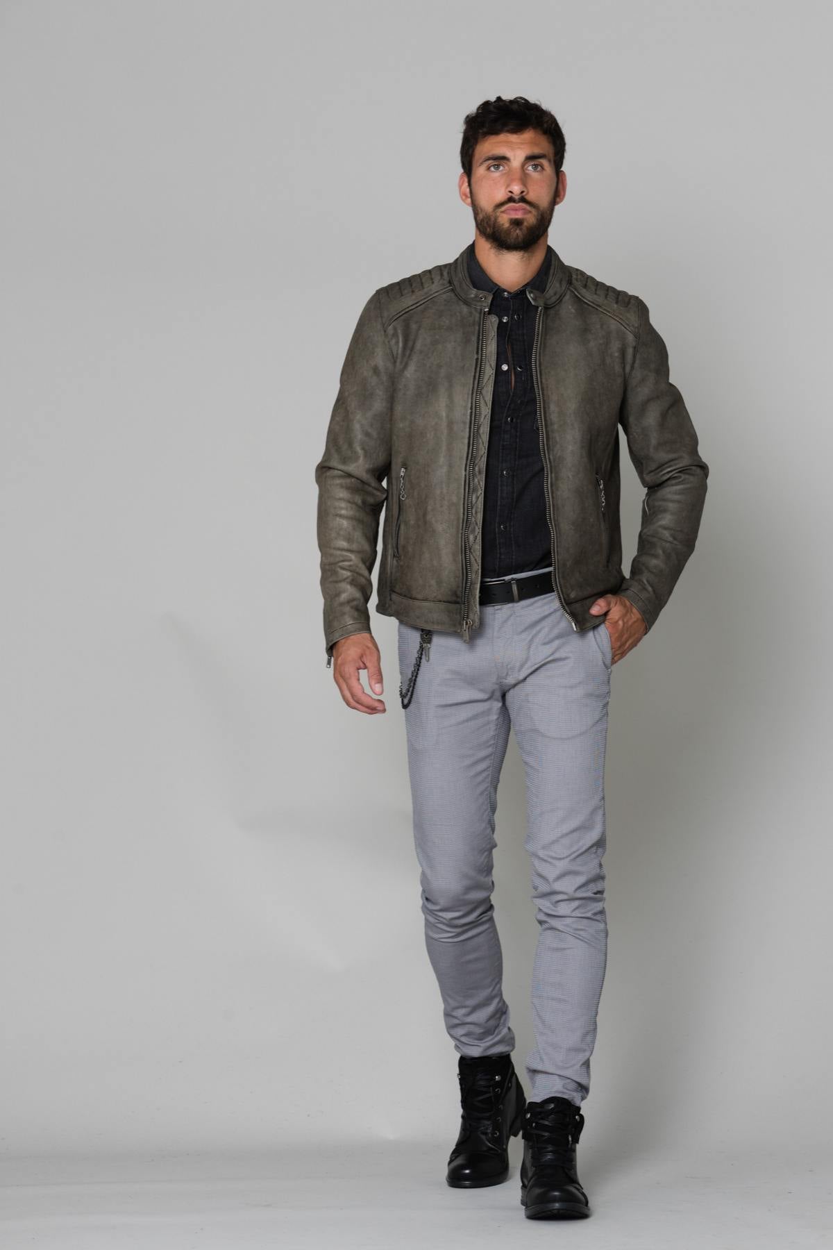 Men's gray leather jacket - Image n°2