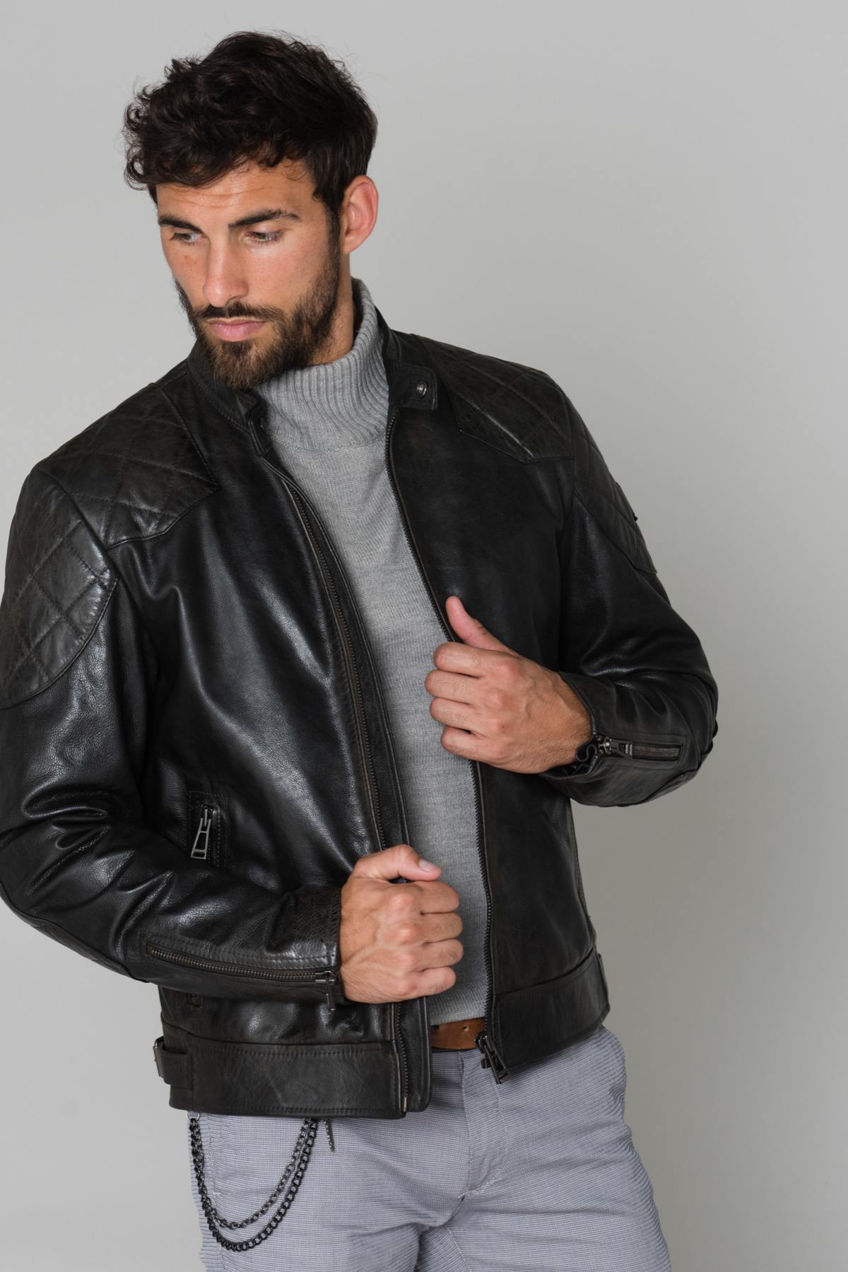 Black calfskin leather jacket - Image n°1