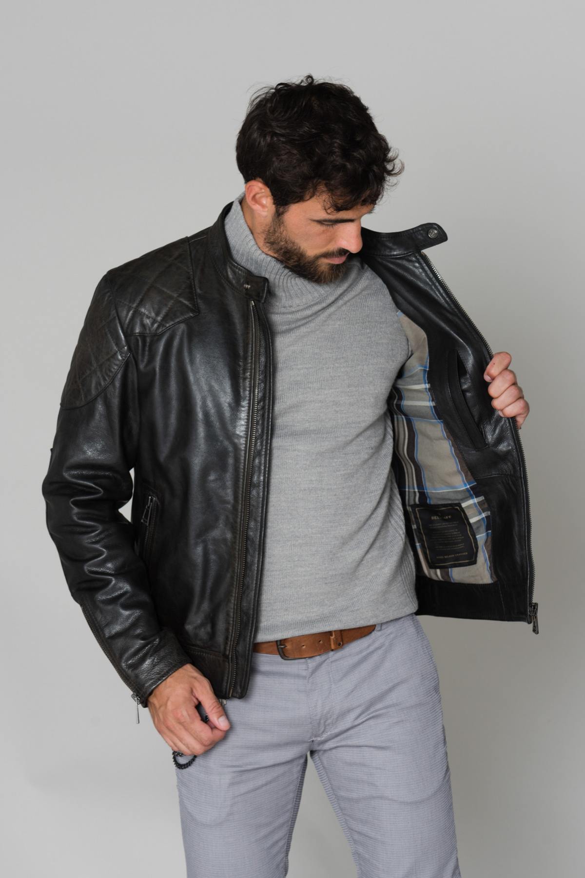 Black calfskin leather jacket - Image n°6