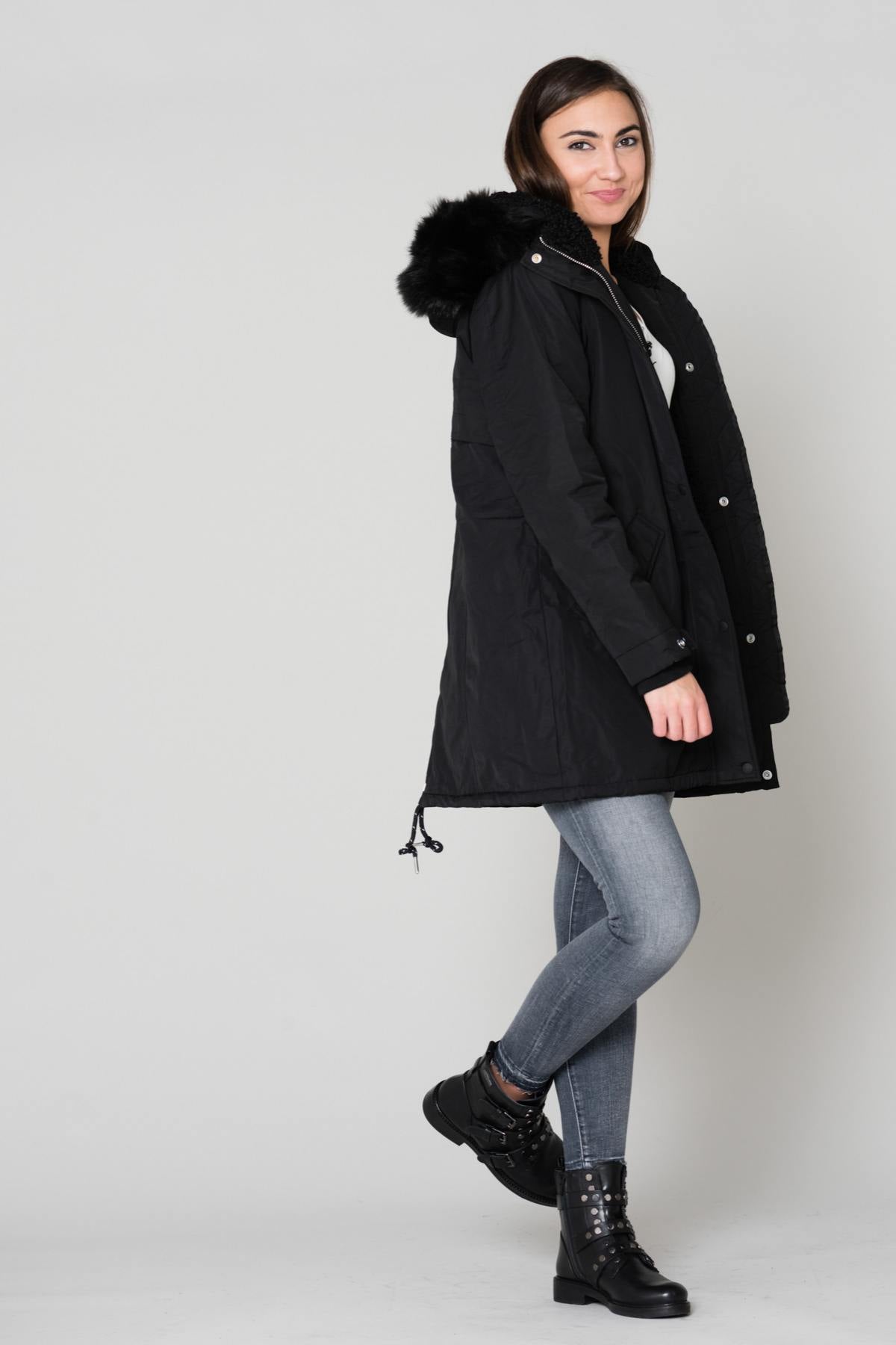 Women's black parka with fur collar - Image n°3