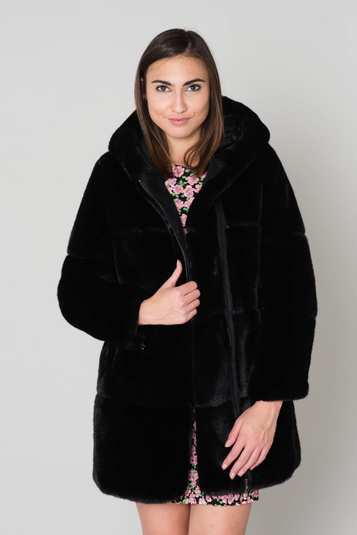 Women's black faux fur - Image n°6