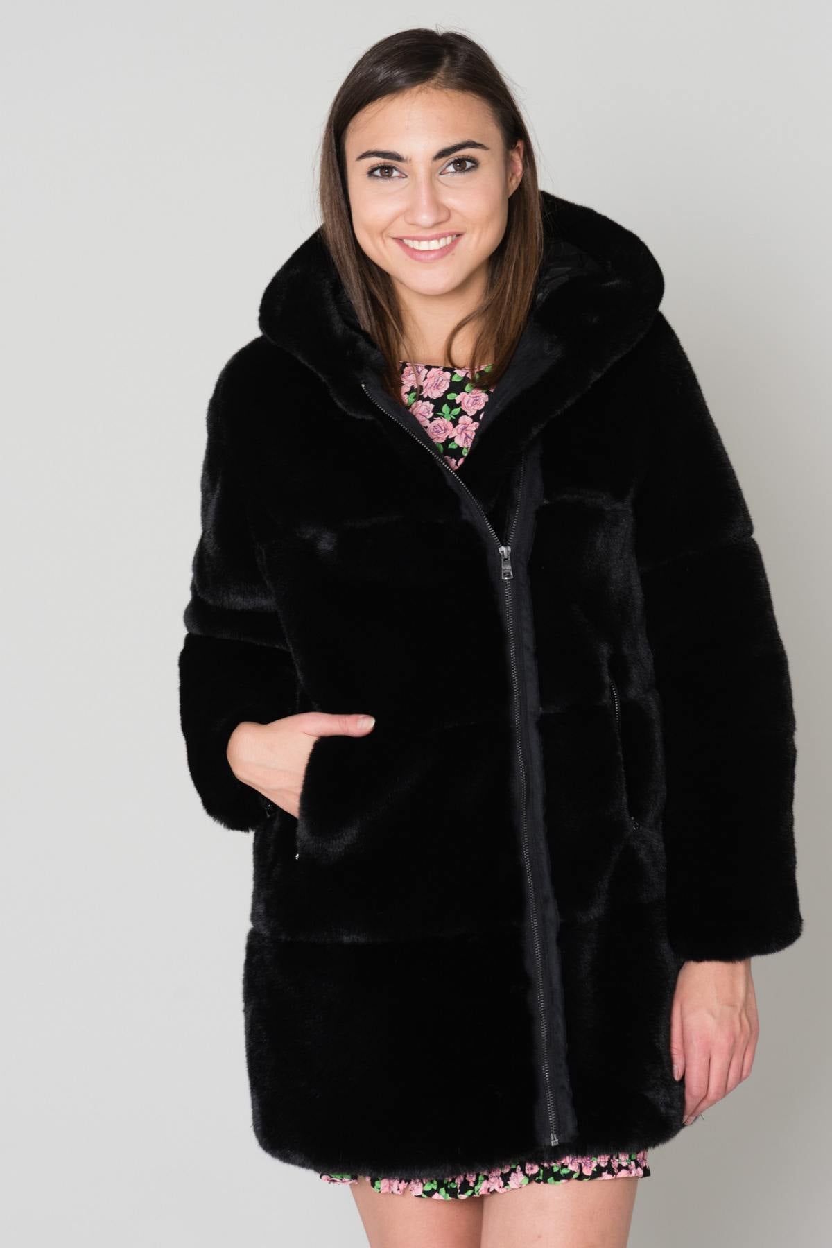 Women's black faux fur - Image n°1