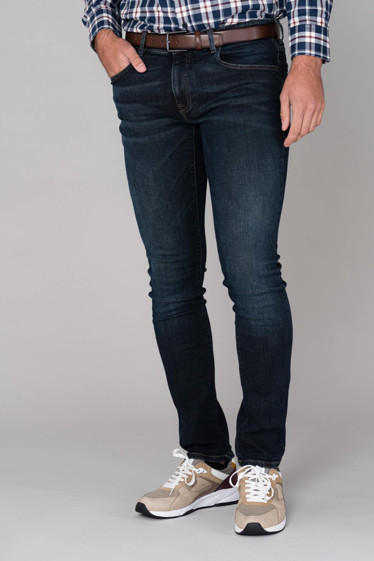 Men's blue cotton jeans - Image n°4