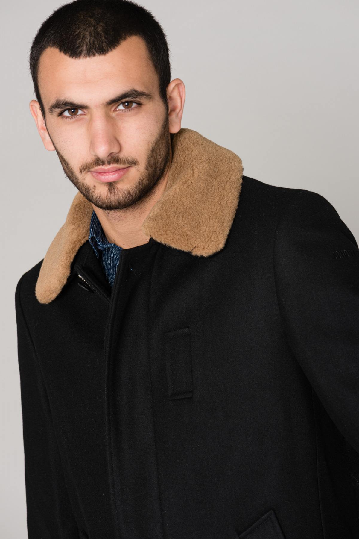 Black jacket with acrylic fur collar - Image n°7