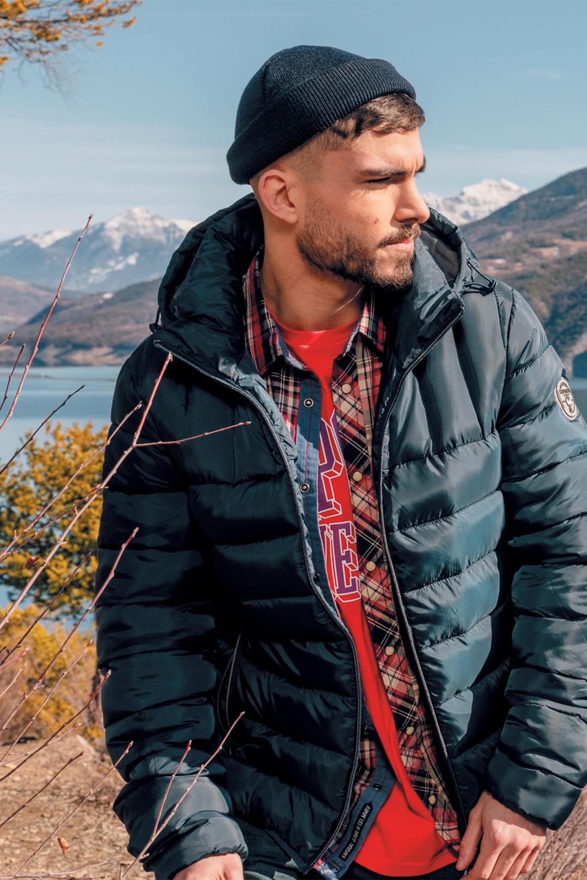  Men's fitted navy blue down jacket - Image n°2