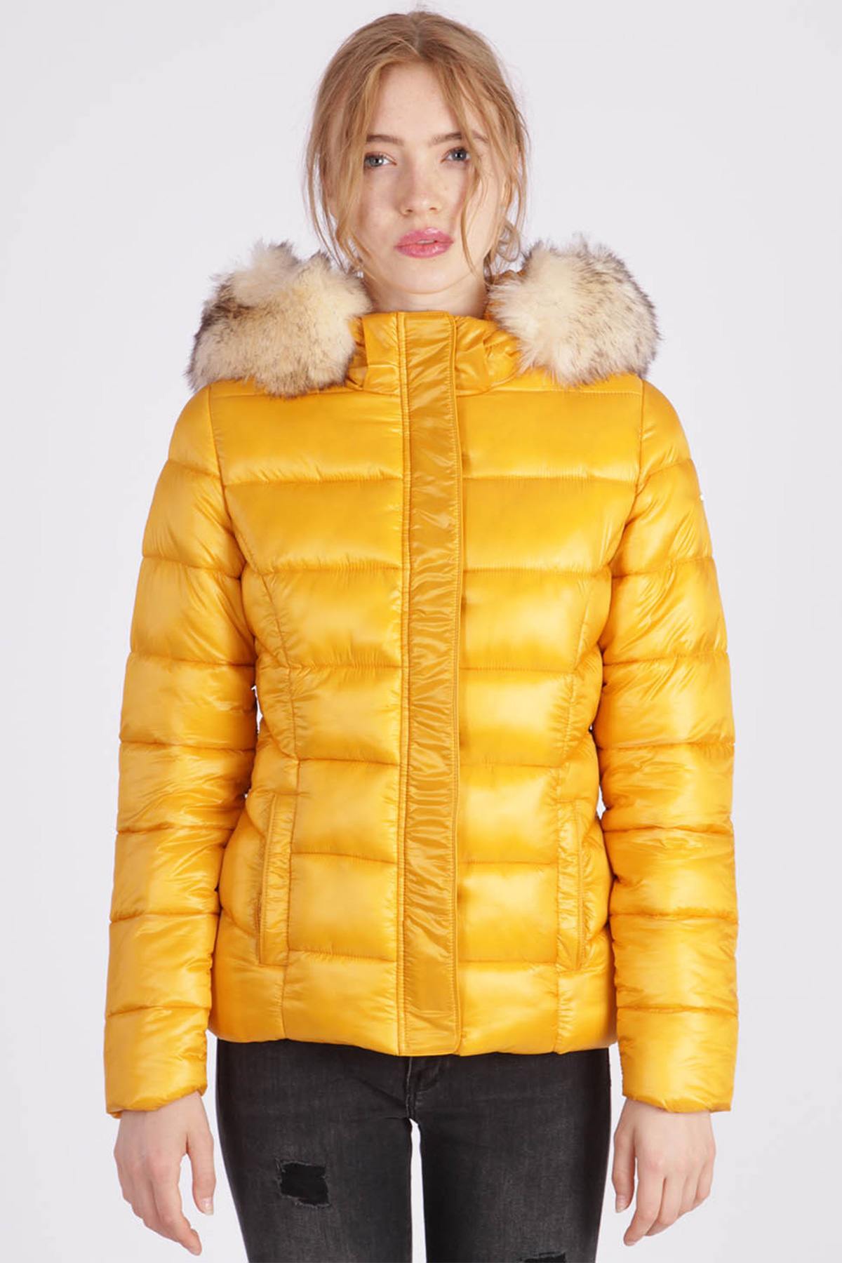 Women's yellow polyamide down jacket - Image n°1