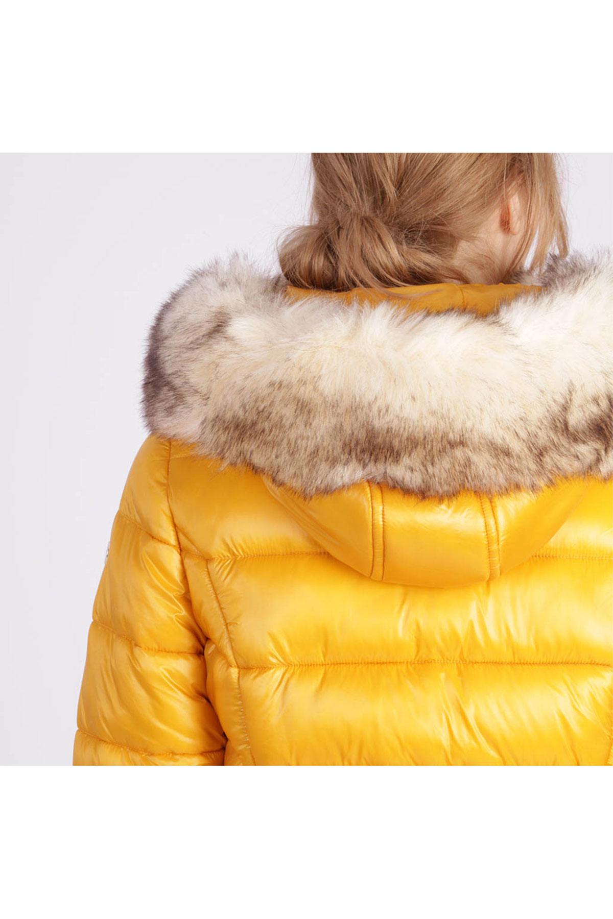 Women's yellow polyamide down jacket - Image n°7