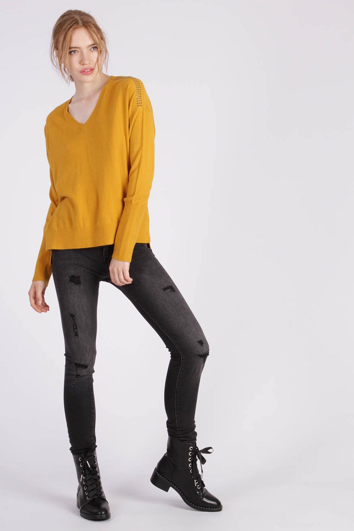 Loose cut yellow sweater - Image n°2