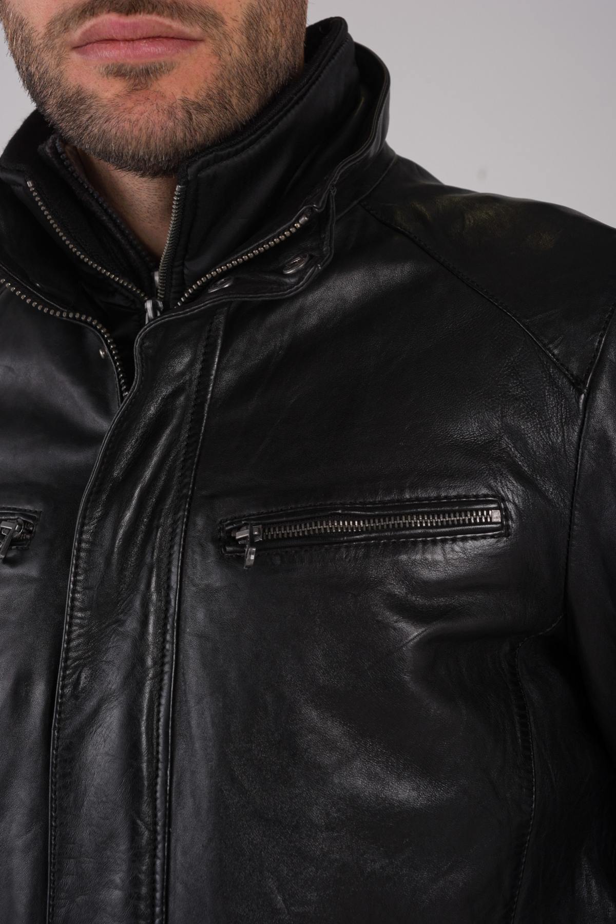 Men's black leather jacket - Image n°8