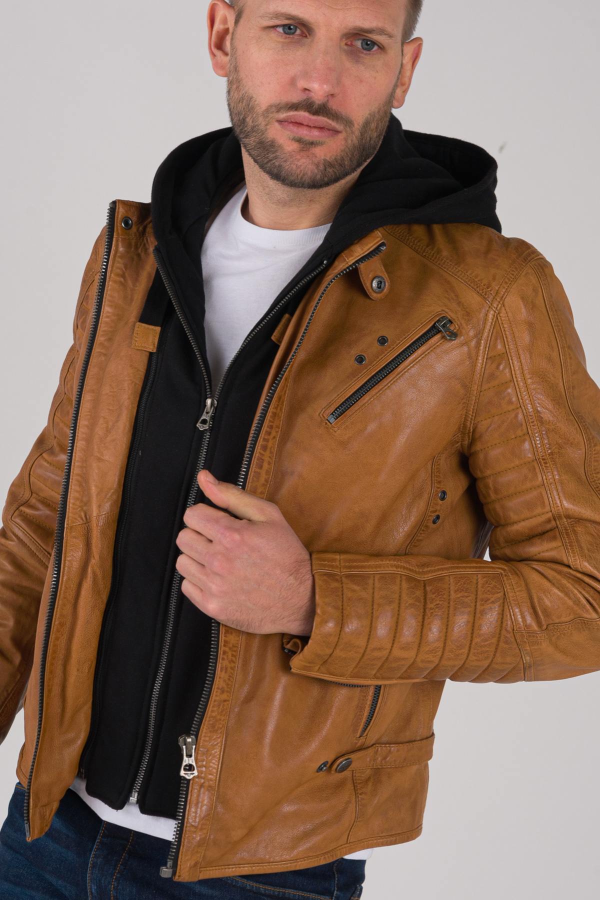 Cognac leather jacket with black hood - Image n°1