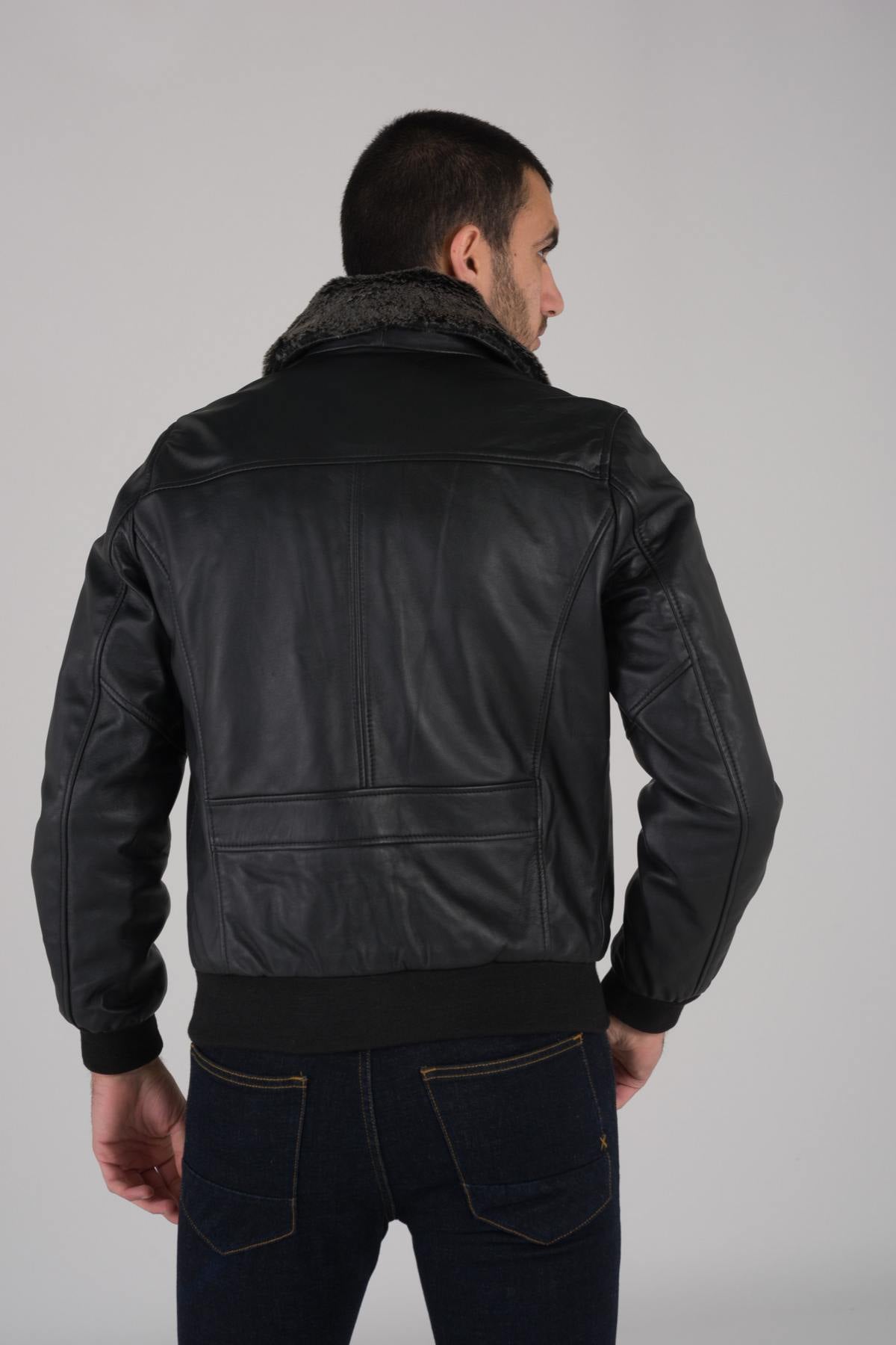 Black leather jacket with fur collar - Image n°5