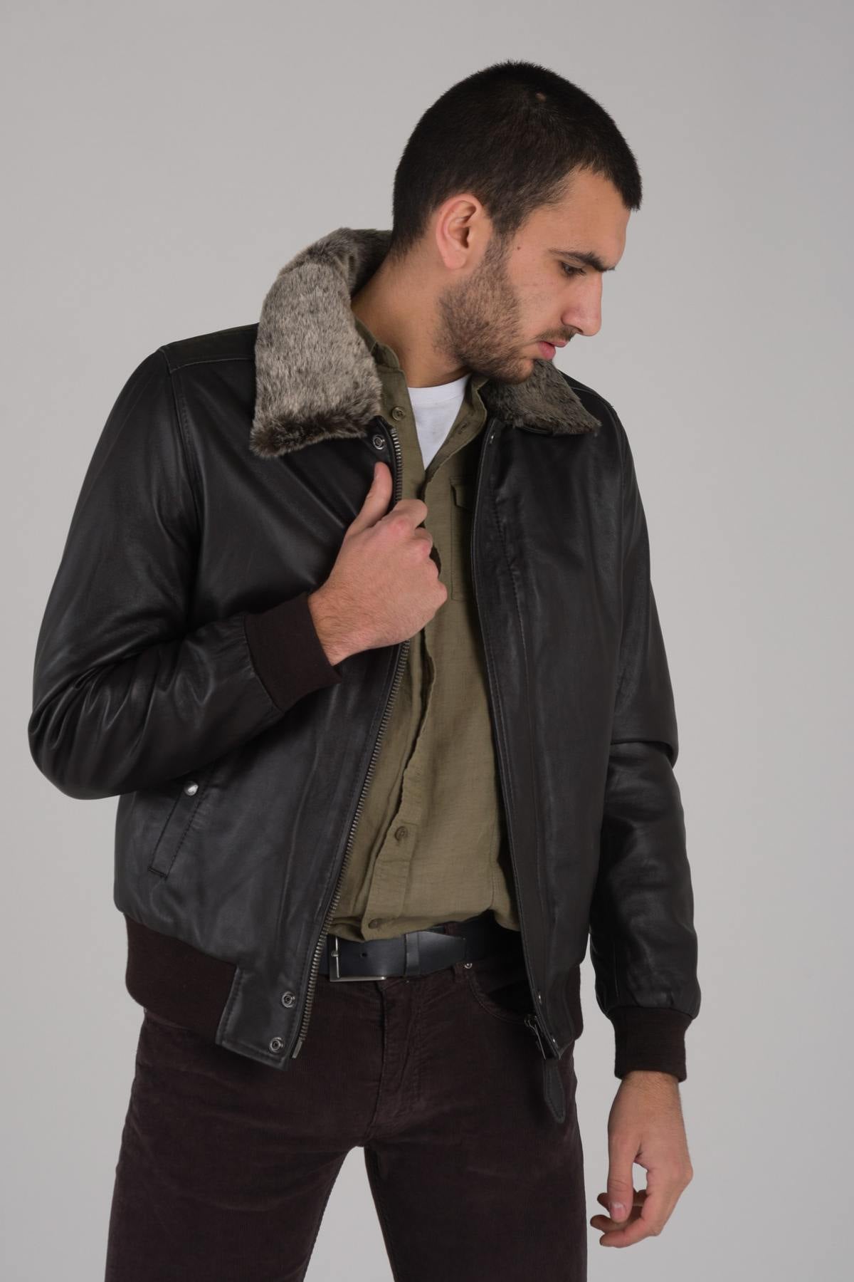 Brown pilot look leather jacket - Image n°4