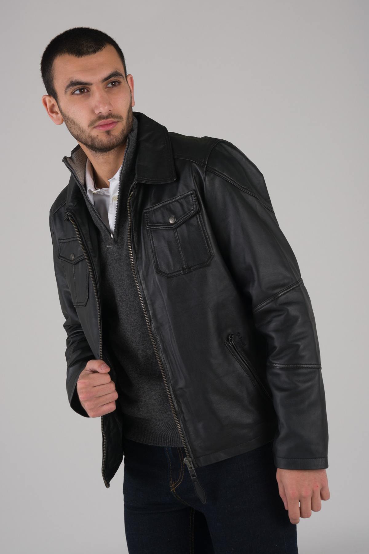 Classic black shirt collar jacket - Image n°3